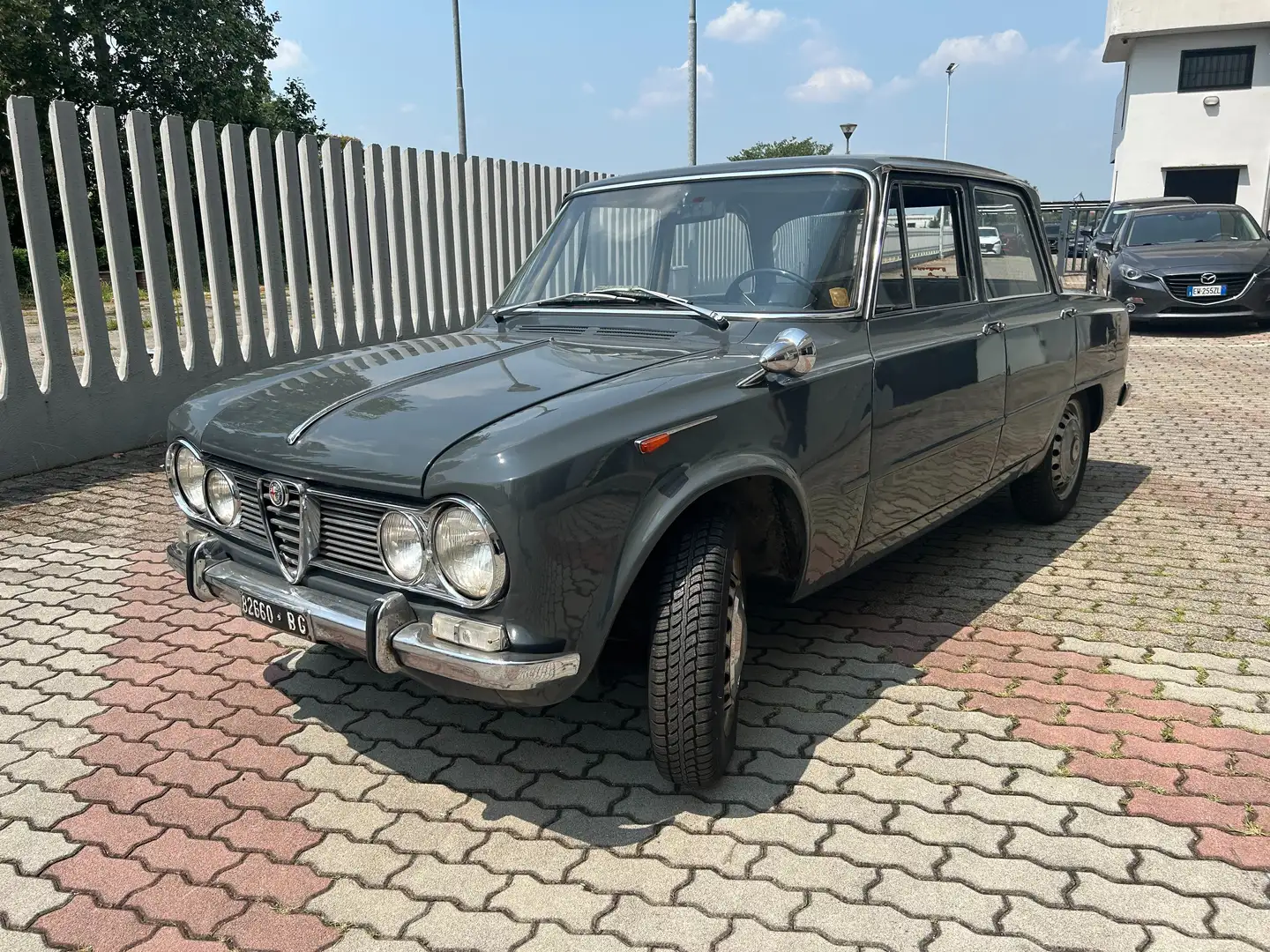 Alfa Romeo Giulia Giulia TI   1.570 90CV Šedá - 2