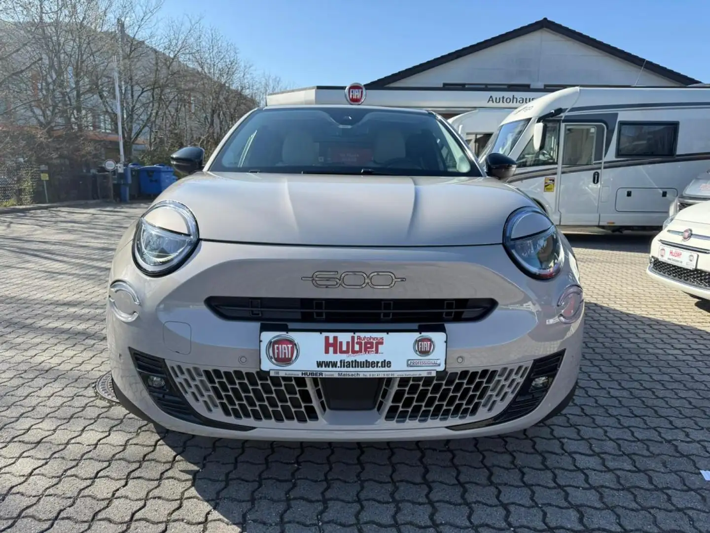 Fiat 600 600e La Prima | inkl. Wallbox | Raum München/FFB/A Beige - 1
