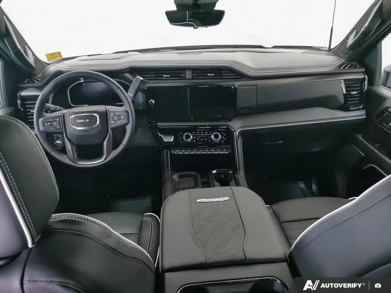 GMC Sierra 2500HD снимка GMC Sierra 2500HD