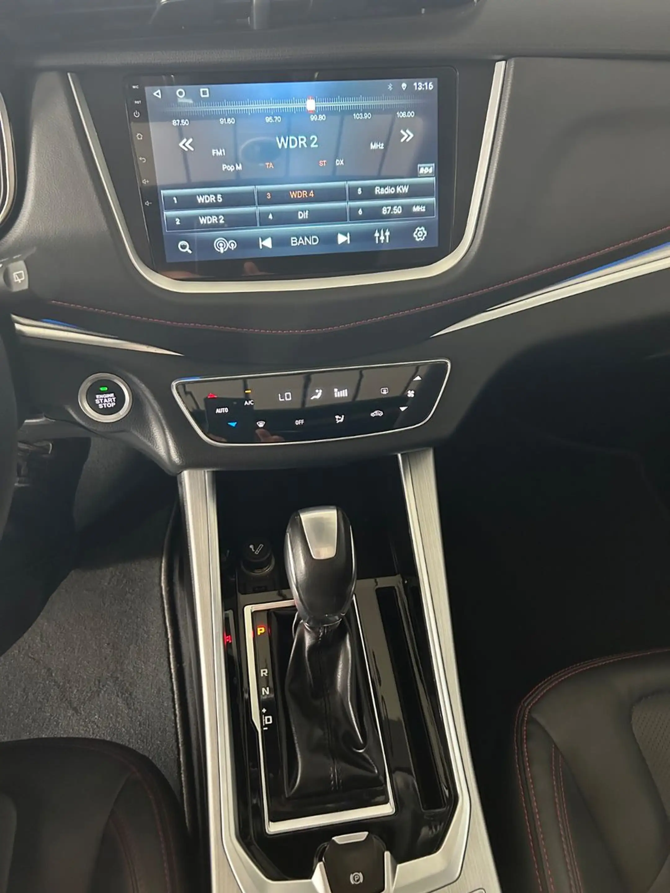 SWM G01 Premium Auto. Pano Leder Navi Kamera — photo 10
