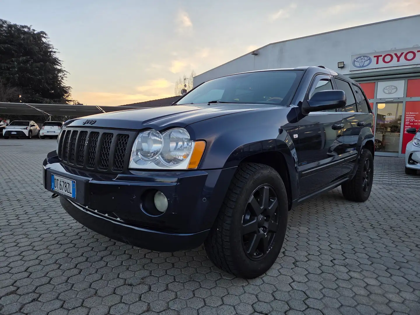 Jeep Grand Cherokee Grand Cherokee III 2005 3.0 V6 crd Overland auto Blau - 2