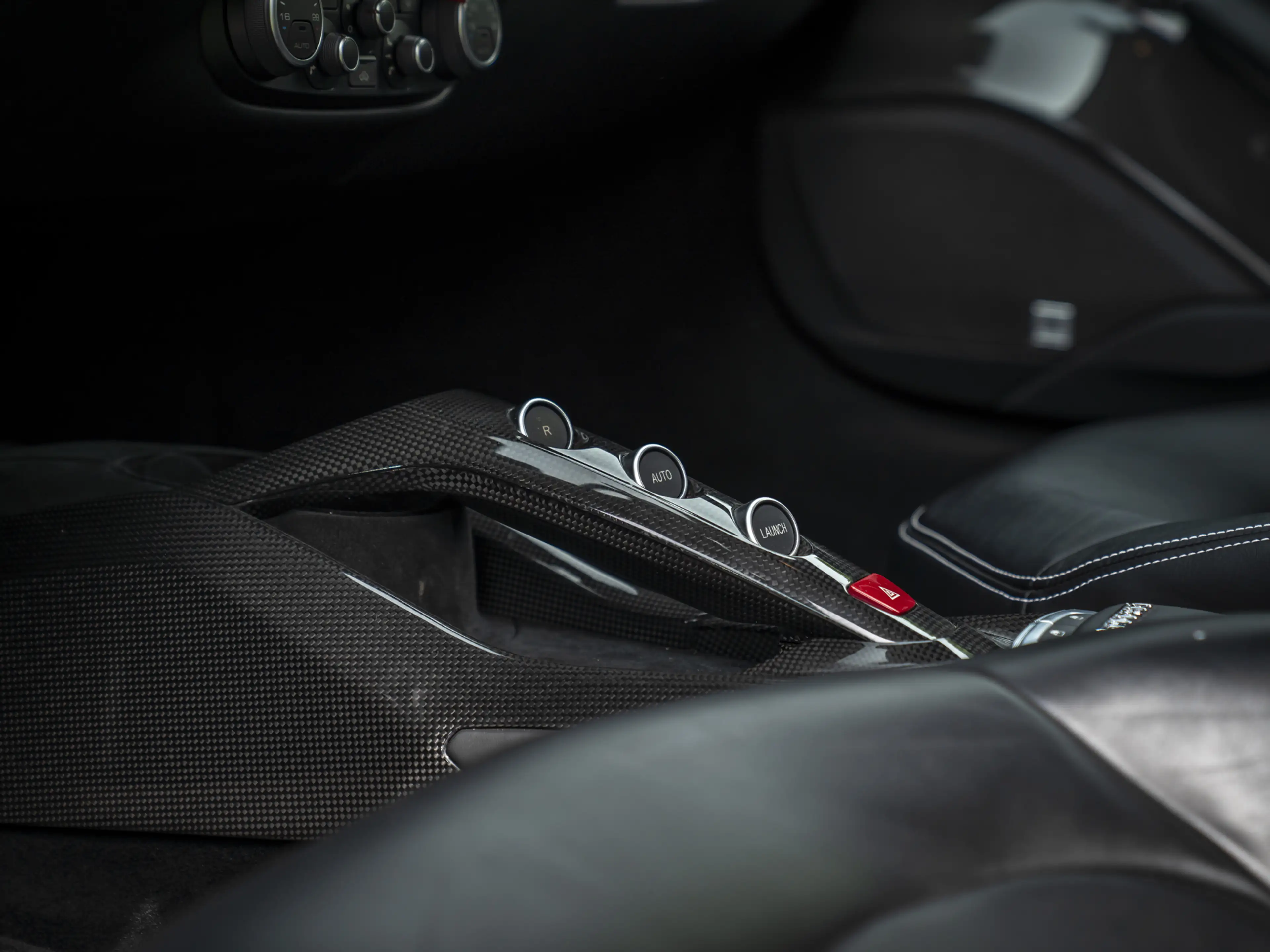 Ferrari 488 3.9 GTB HELE | Veel carbon! | Front-lift | JBL | C — photo 35