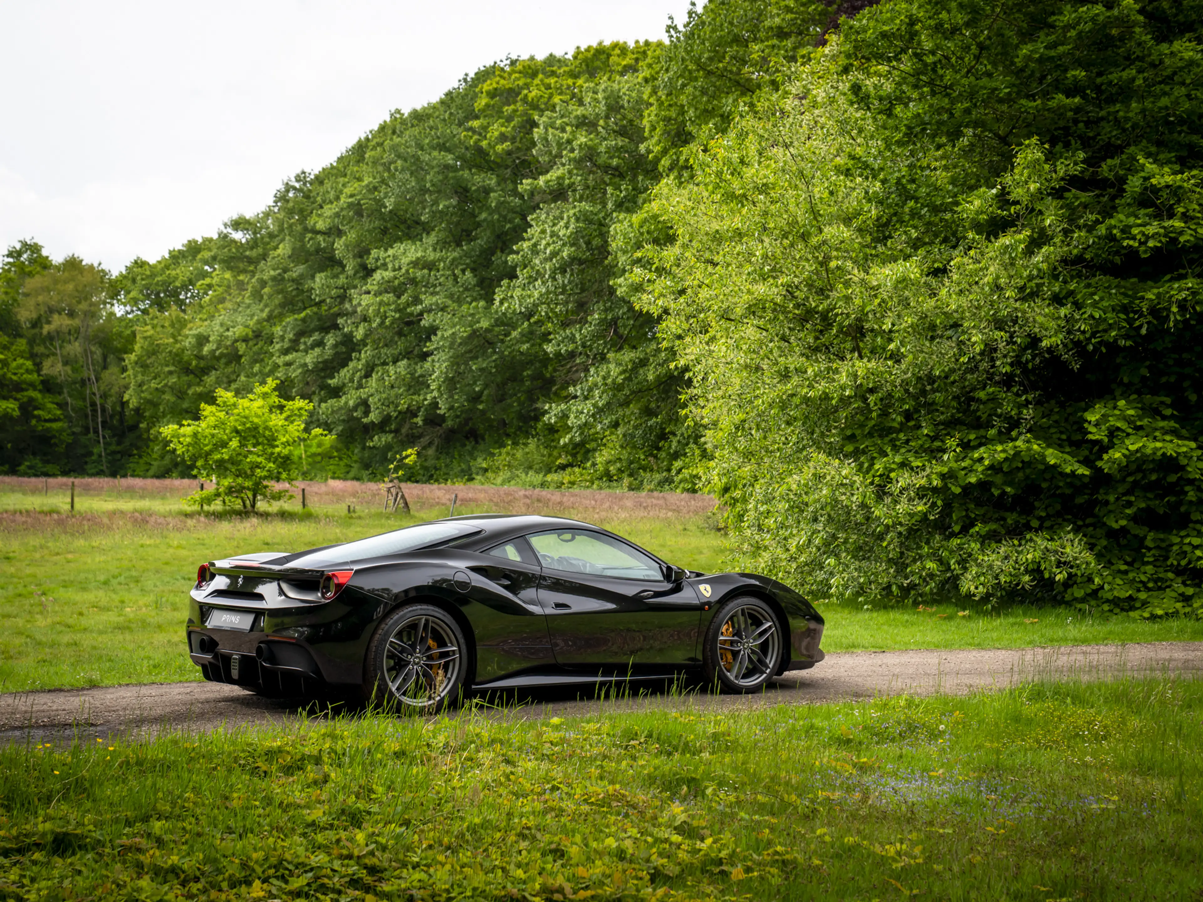 Ferrari 488 3.9 GTB HELE | Veel carbon! | Front-lift | JBL | C — photo 4