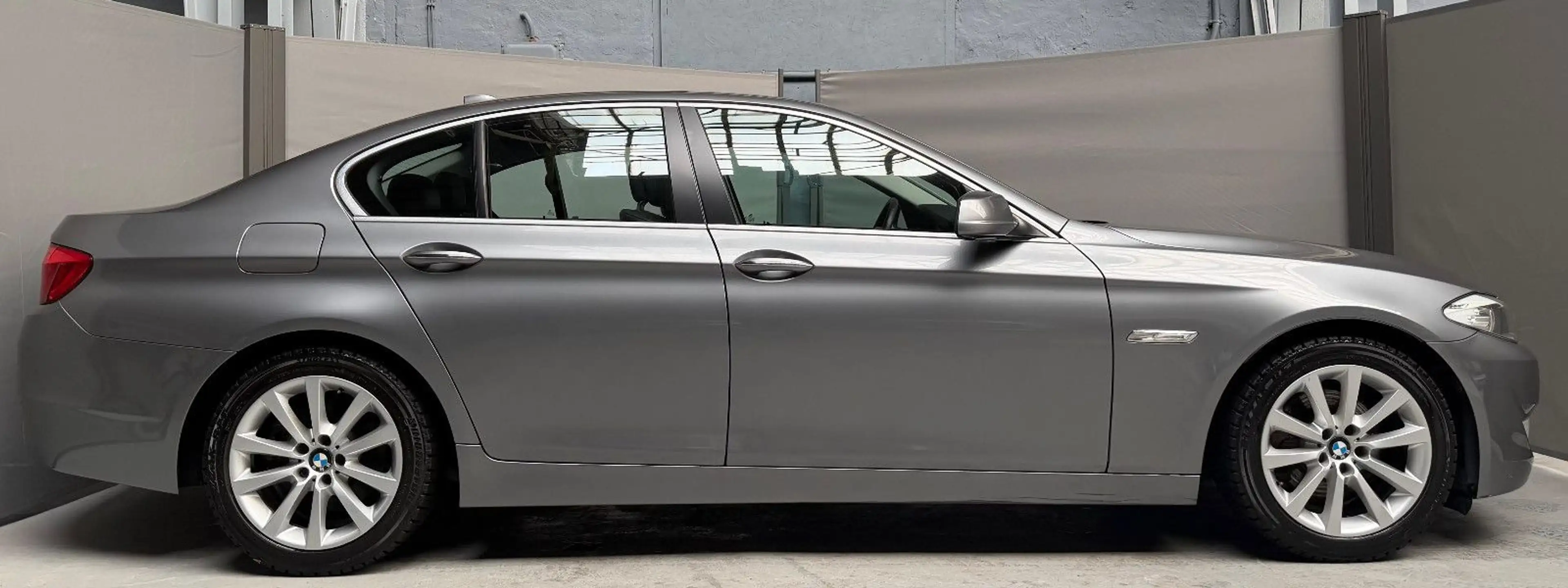BMW 528 i Leder Xenon PDC Luxury Line Komfortzugang — photo 7