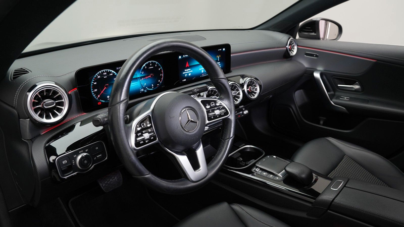 Mercedes-Benz CLA 180 Limousine Progressive *LED*AMBIENT*NAVI* — photo 8