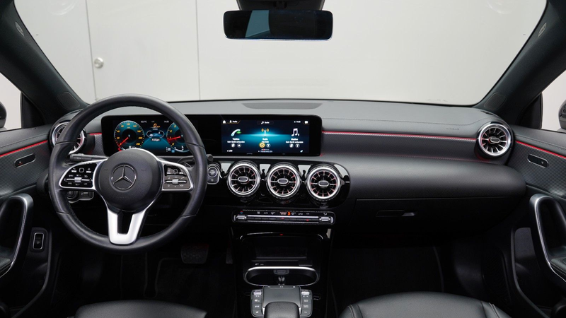 Mercedes-Benz CLA 180 Limousine Progressive *LED*AMBIENT*NAVI* — photo 10