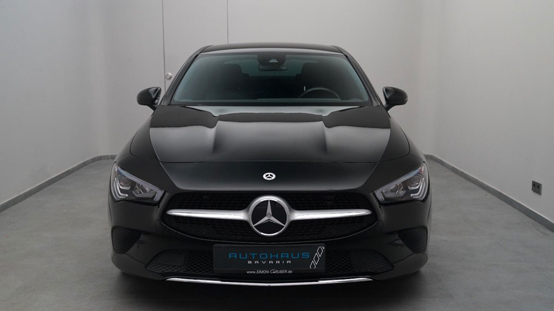 Mercedes-Benz CLA 180 Limousine Progressive *LED*AMBIENT*NAVI* — photo 3