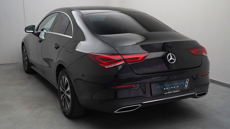 Mercedes-Benz CLA 180 Limousine Progressive *LED*AMBIENT*NAVI* — photo 5