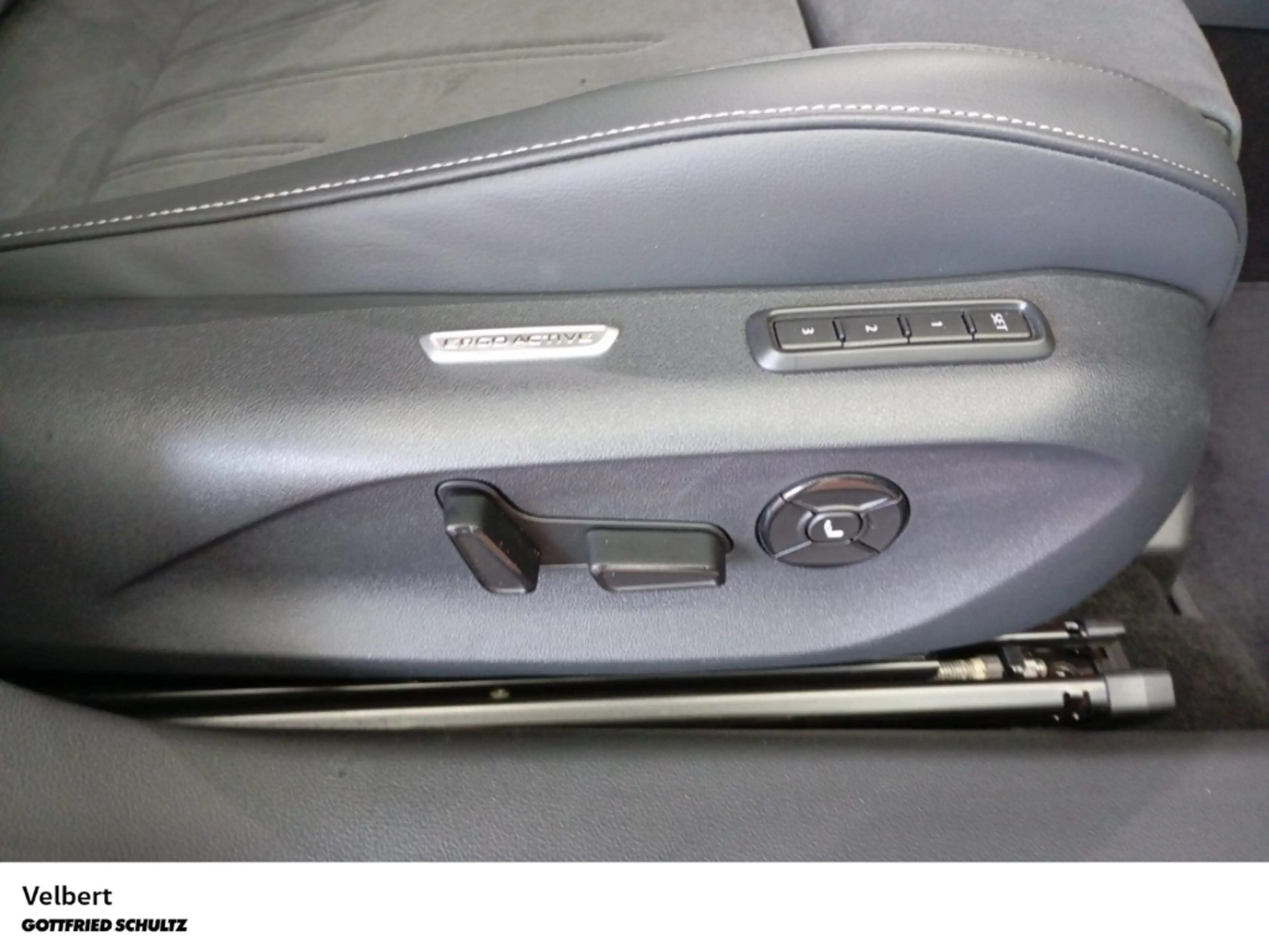 Volkswagen Passat Variant VW 1.5 eTSI DSG Business - AHK SHZ Lenkradheizung — photo 15