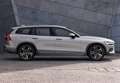 Volvo V60 Cross Country B4 Pro AWD Aut. Negro - thumbnail 28