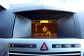 Opel Astra 1.6 GTC Sport "Navi "Sitzheizung "Tempomat " Schwarz - thumbnail 14
