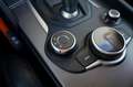 Alfa Romeo Giulia 2.0 T AWD Veloce Schwarz - thumbnail 32