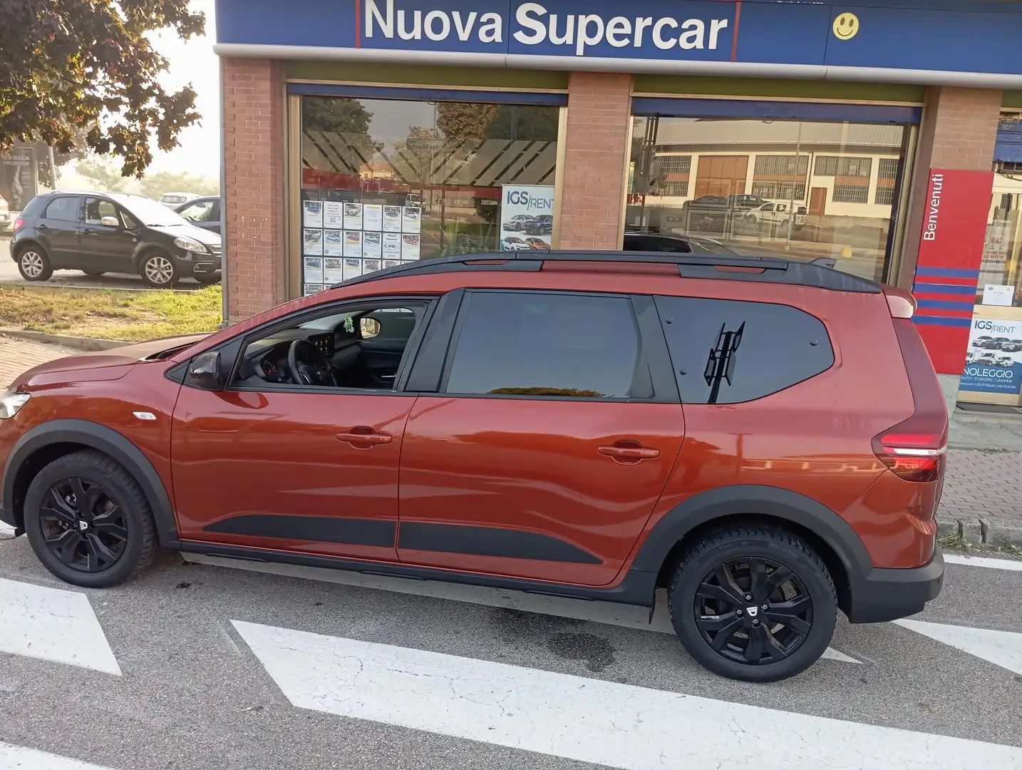 Dacia Jogger Jogger 1.0 tce Extreme  Gpl  7 posti Marrone - 1