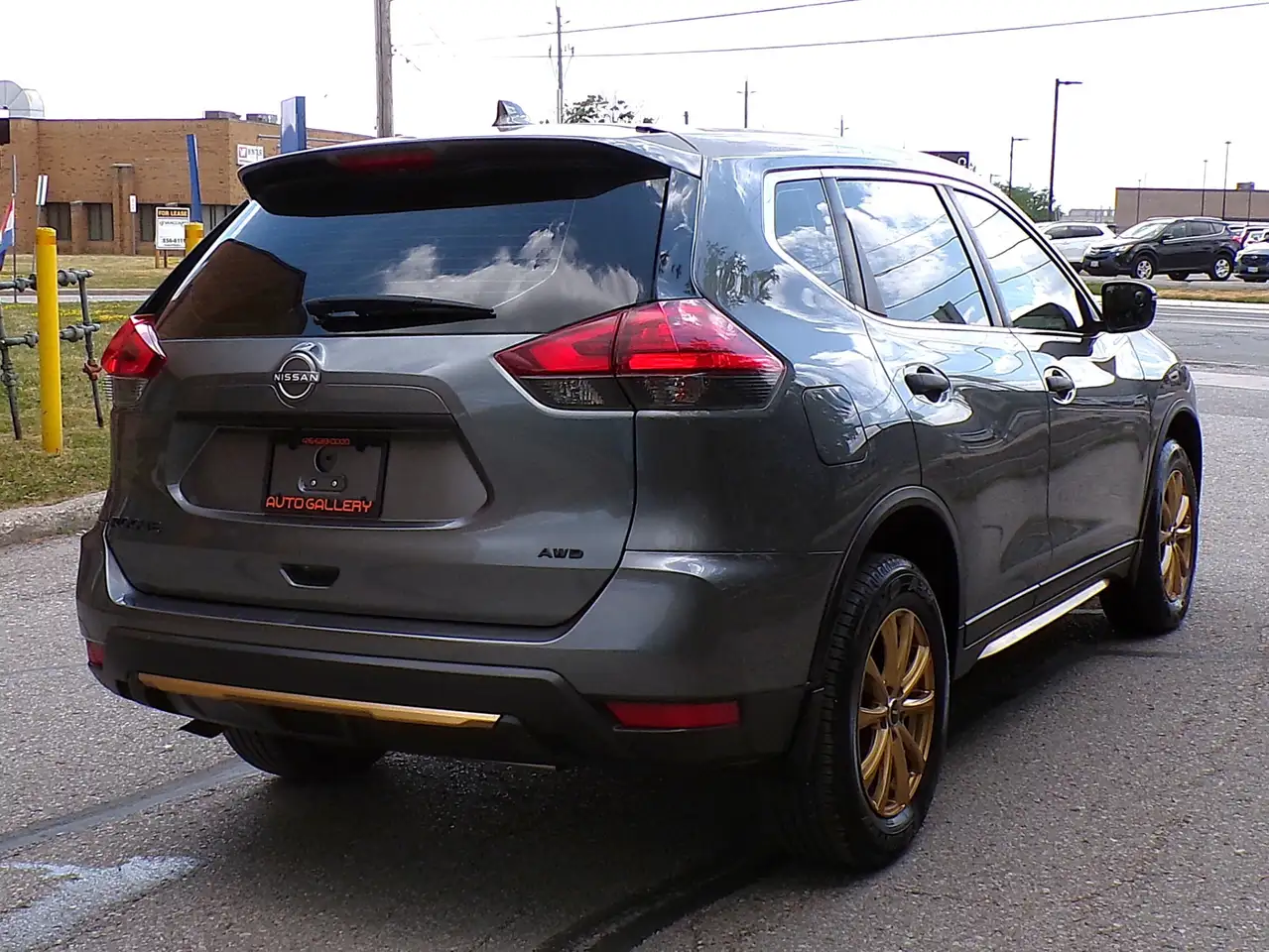 Nissan Rogue снимка Nissan Rogue