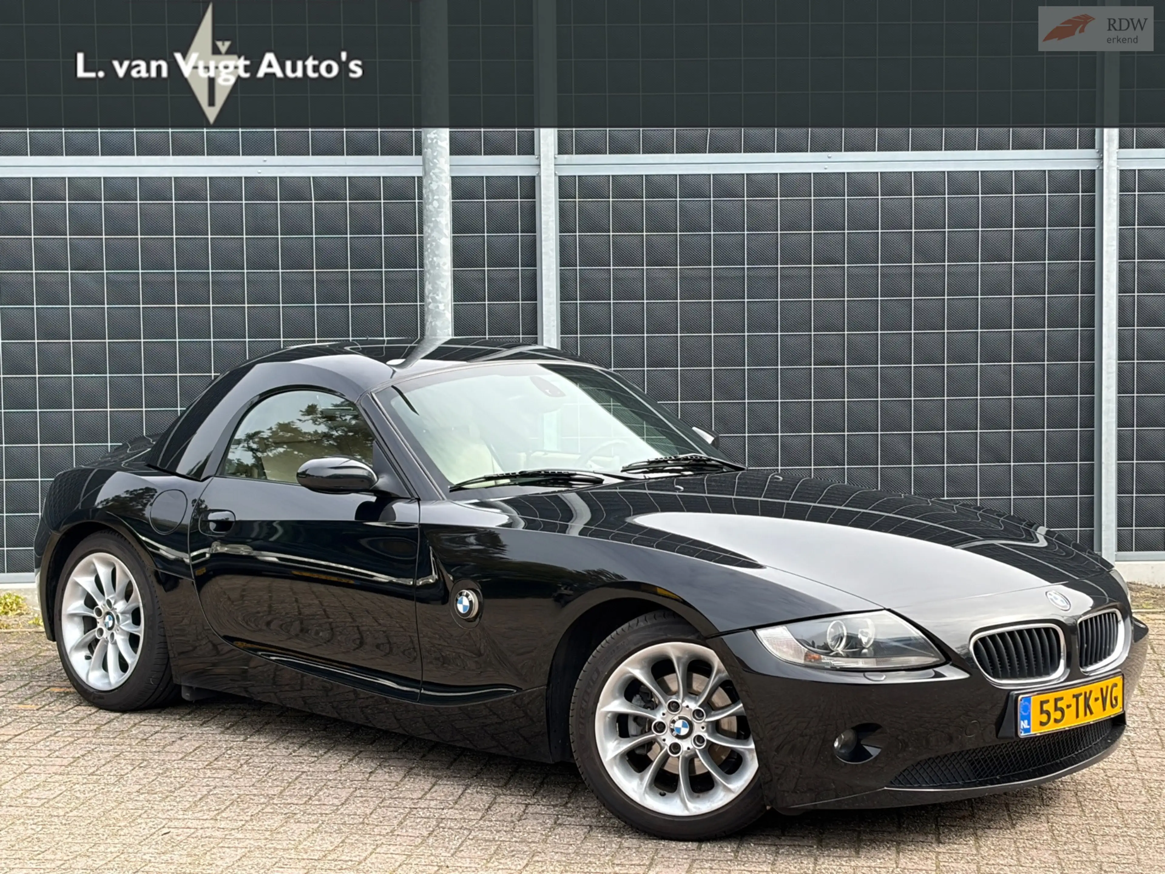 BMW Z4 Roadster 2.2i S | 6cyl |