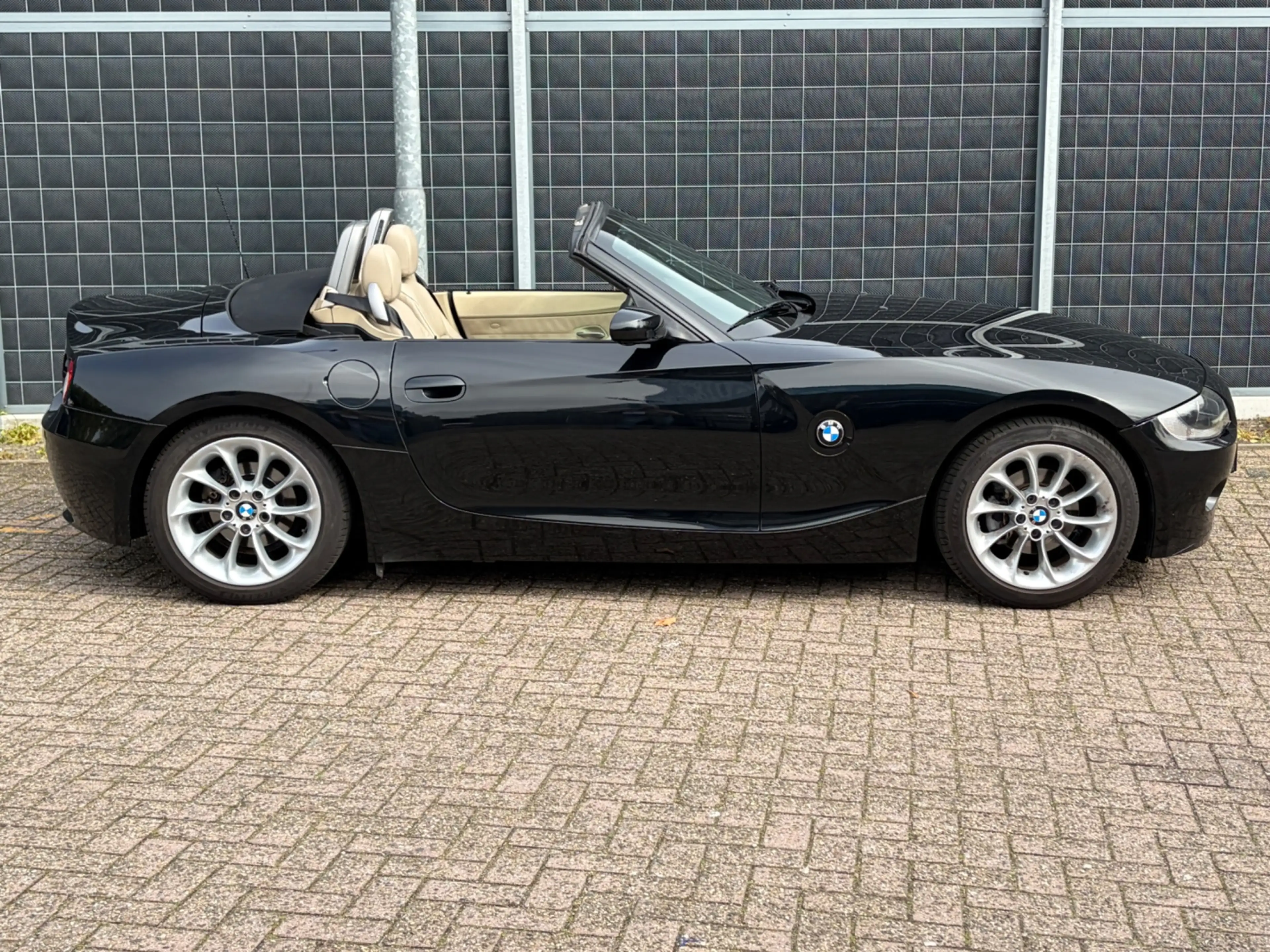 BMW Z4 Roadster 2.2i S | 6cyl | — photo 6