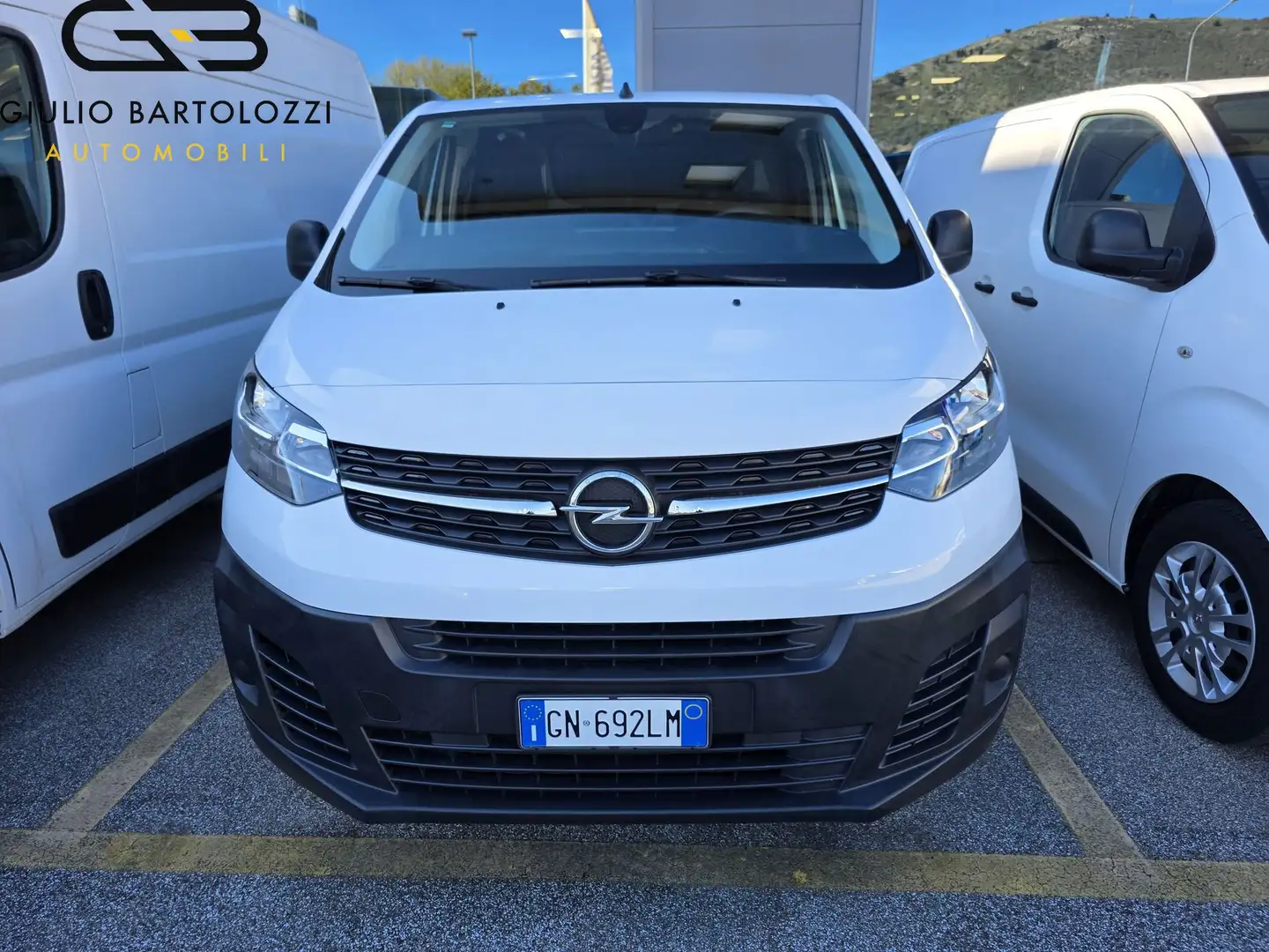 Opel Vivaro Vivaro 1.5 Diesel 100CV S&S PL-TN M Furgone Enjoy Bianco - 2