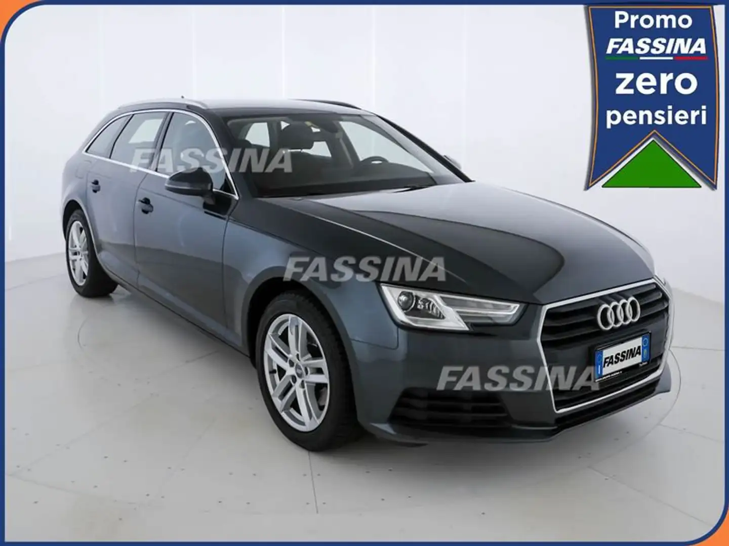 Audi A4 Avant 35 2.0 TDI 150 CV ultra S tronic Business Grigio - 1