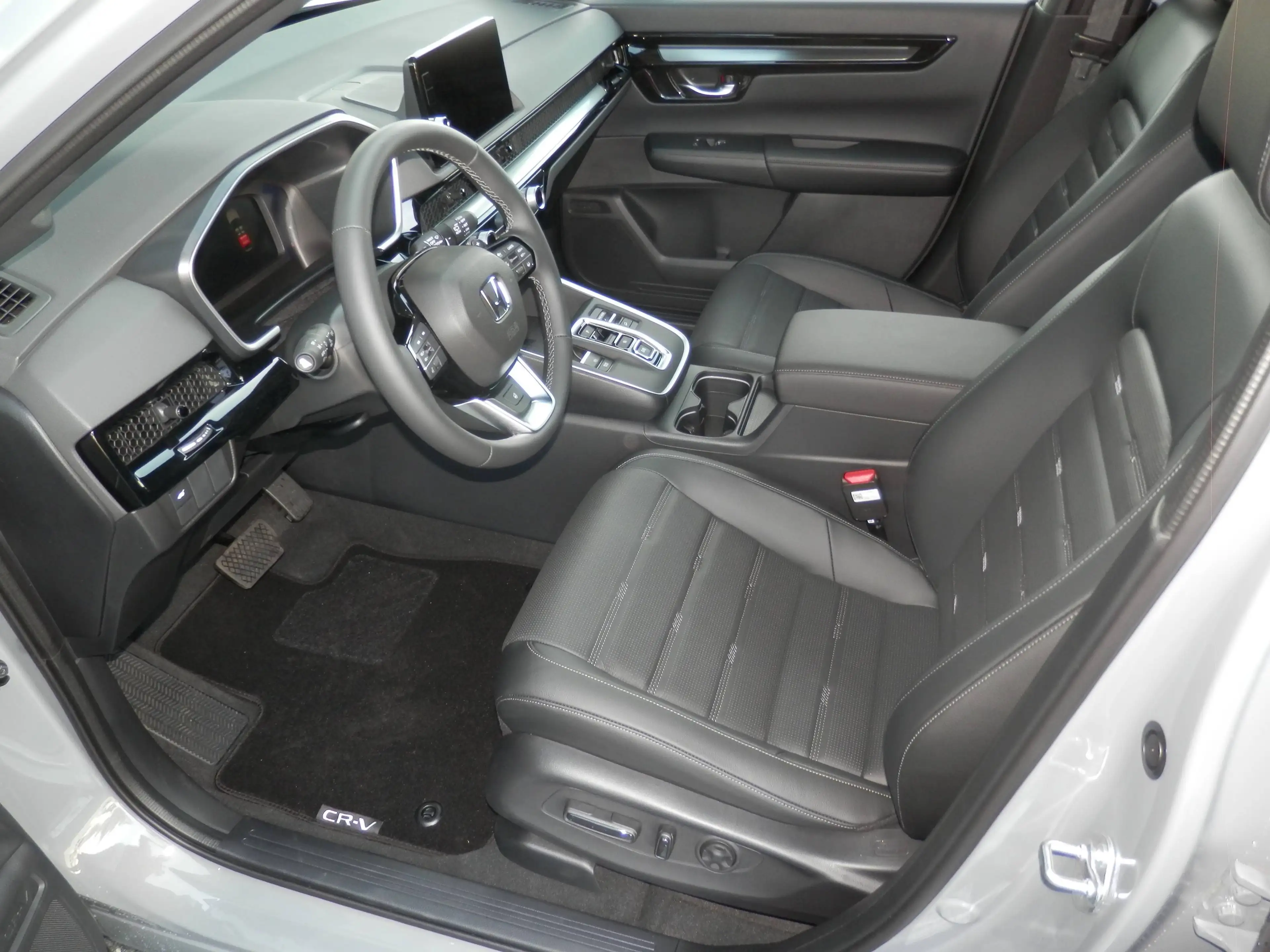 Honda CR-V 2,0 i-MMD e:HEV Advance AWD Aut. — photo 9
