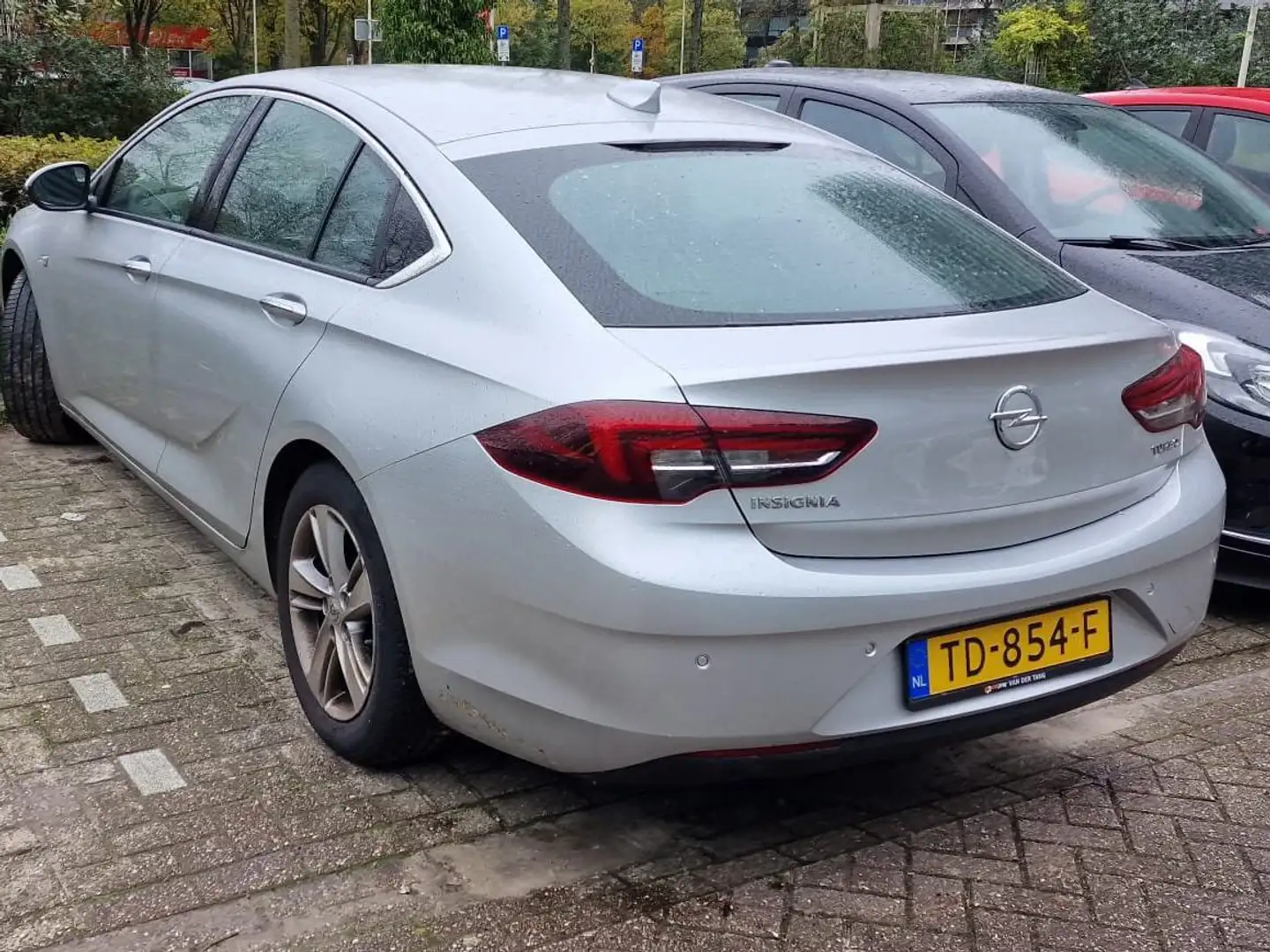 Opel Insignia 1.5 T Business Exe Zilver - 2