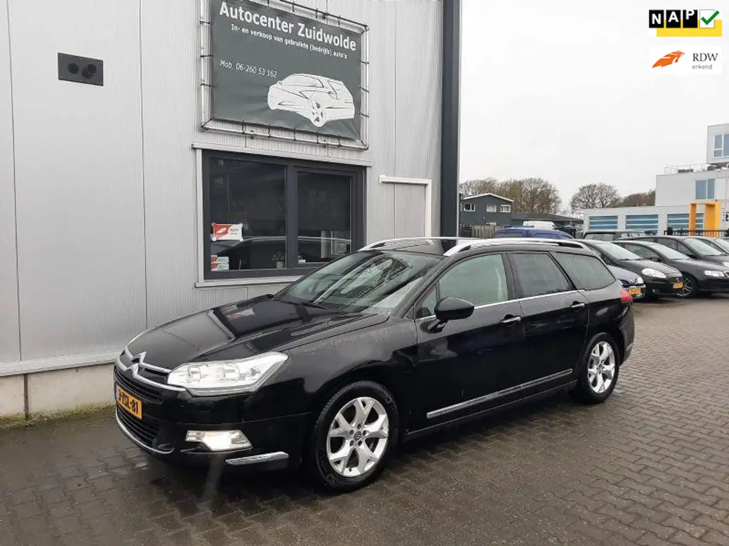 Citroen C5 Tourer 1.6 e-HDi Collection Business navi clima cr Zwart - 1