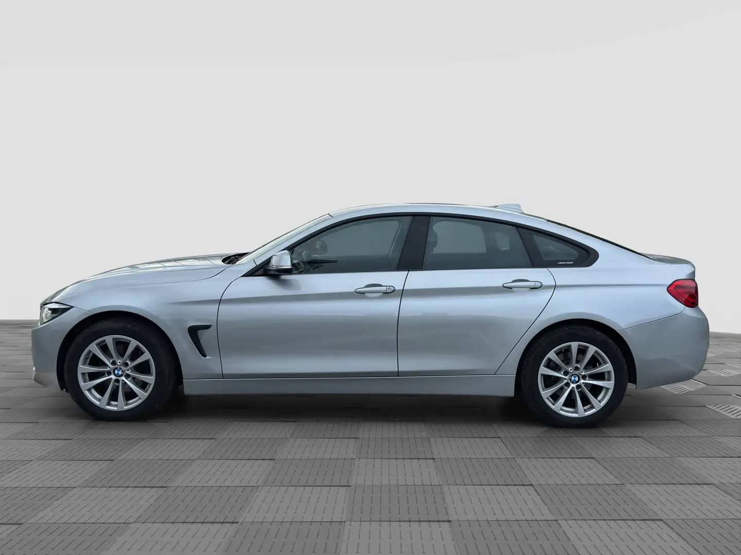 BMW 420 d xDrive Gran Coupé Advantage Argento - 2