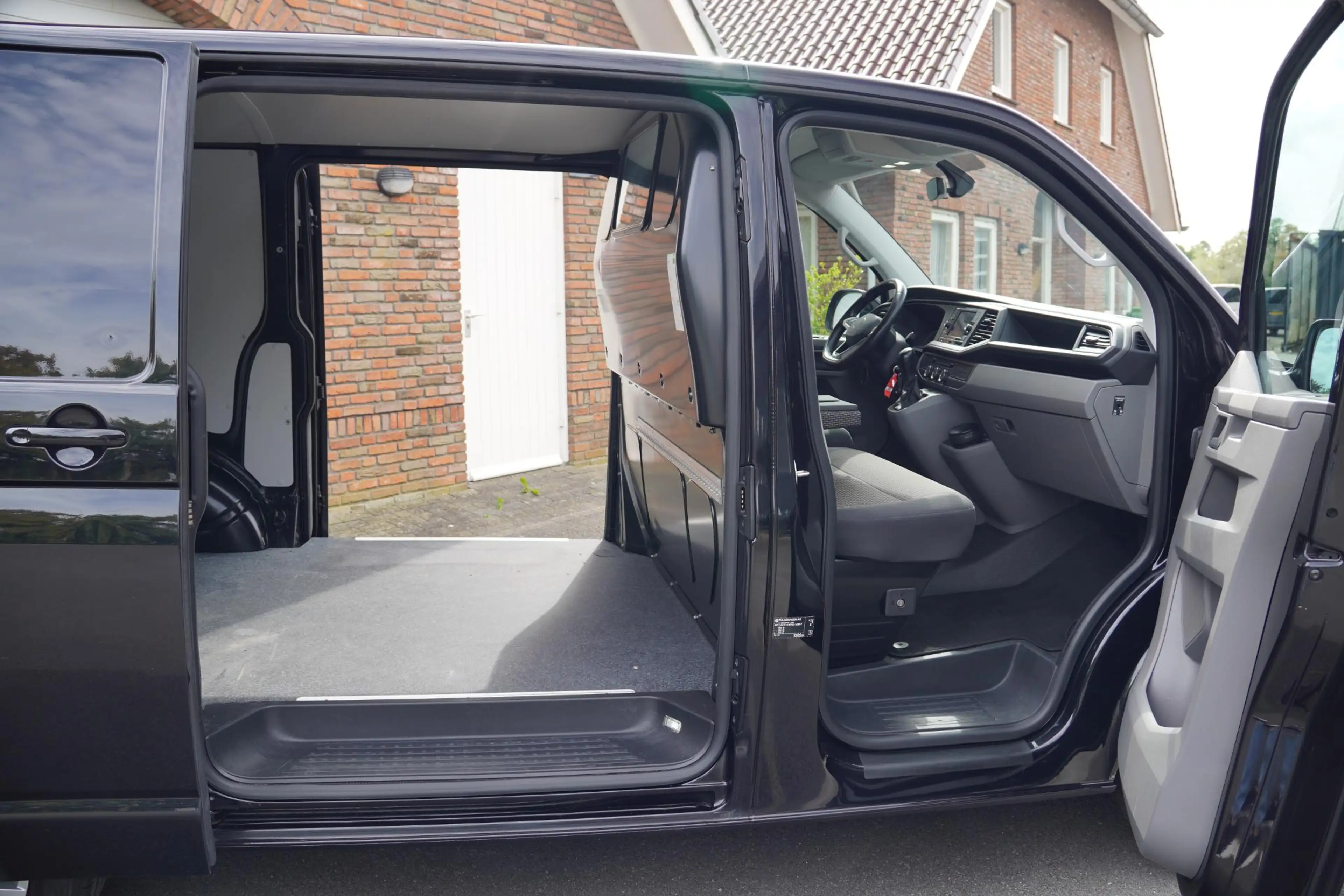 Volkswagen T6.1 Transporter 2.0 TDI 150 pk DSG 2x Schuifdeur-L1H1-Clima-KLEP A — photo 5