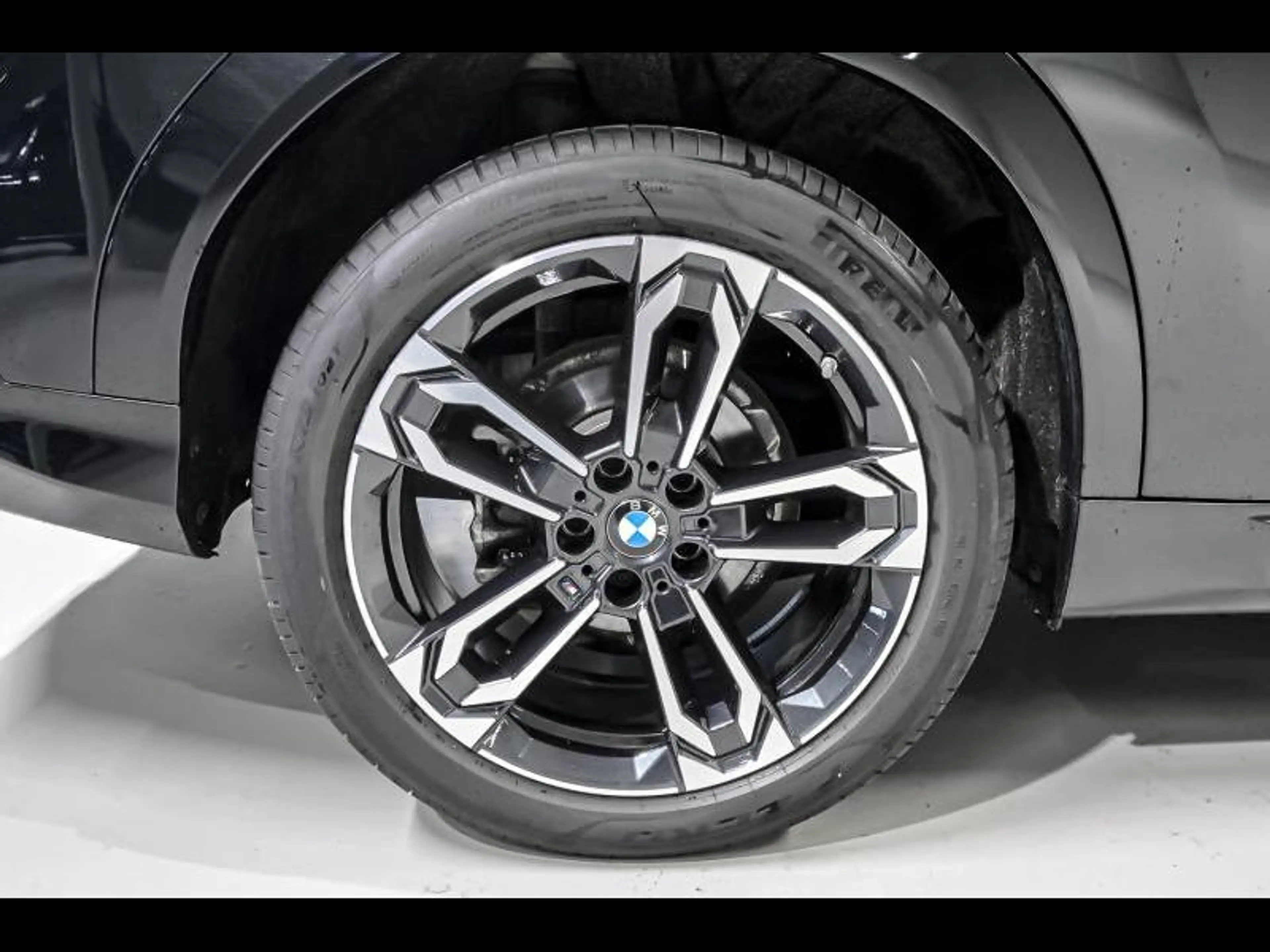 BMW X2 sDrive20i - MPACK|DASS+|CAM|PANO|H&K|COMFORT — photo 6