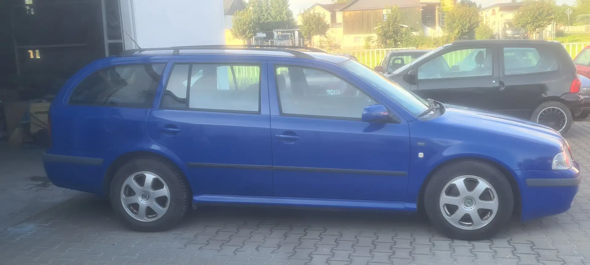 Skoda Octavia Ambiente Azul - 1