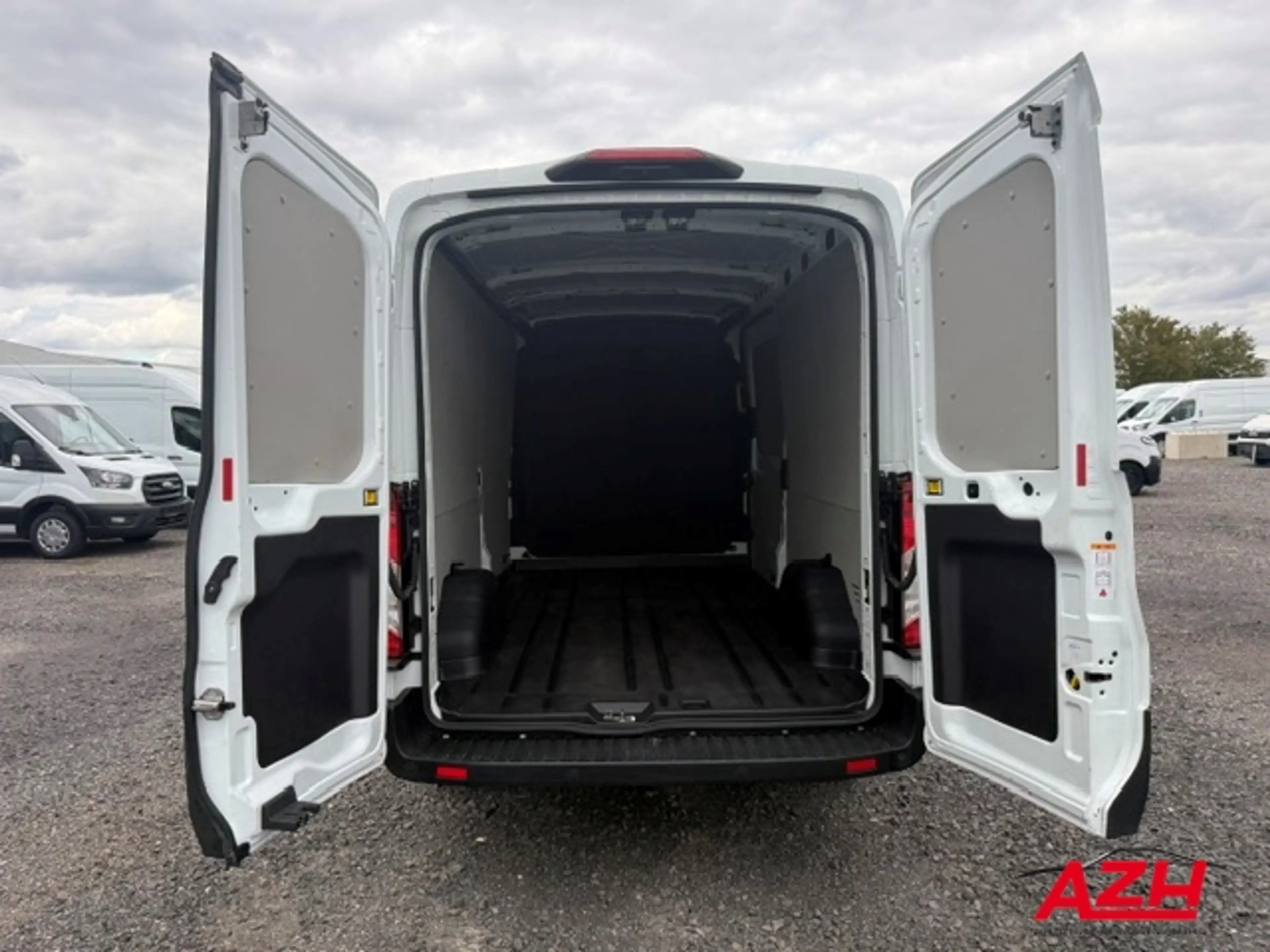 Ford Transit Kasten L3H2 Trend 2.0 TDCI, EURO 6 — photo 6