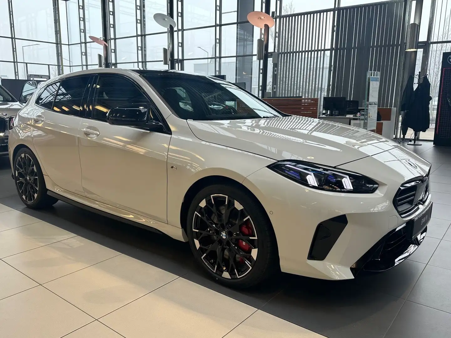 BMW 135 M xDrive *NEUES MODELL 2024* Alb - 2