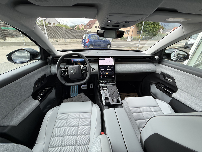 Citroen C5 Aircross 145 Hybrid MAX — photo 9