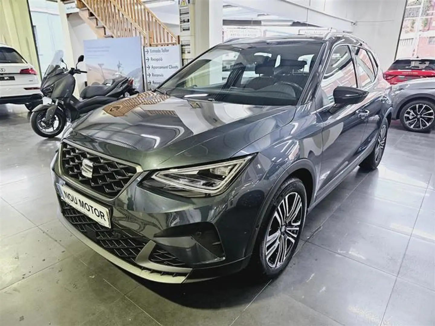 SEAT Arona 1.0 TSI S&S FR XM 110 Gris - 1