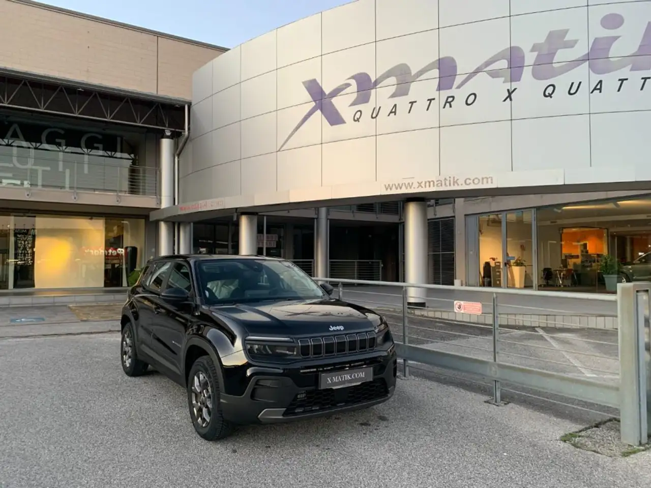 Jeep Avenger 1.2 Turbo MHEV Longitude AUTOMATICA 2