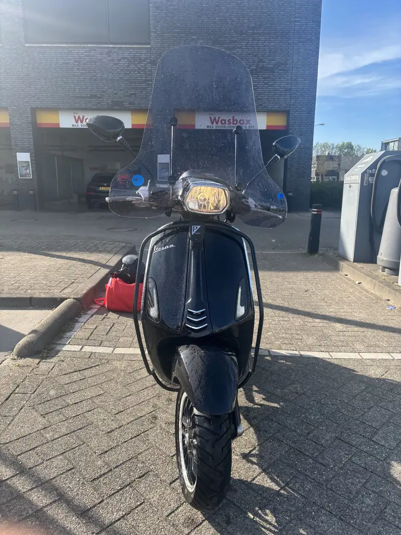 Vespa Sprint Black - 1