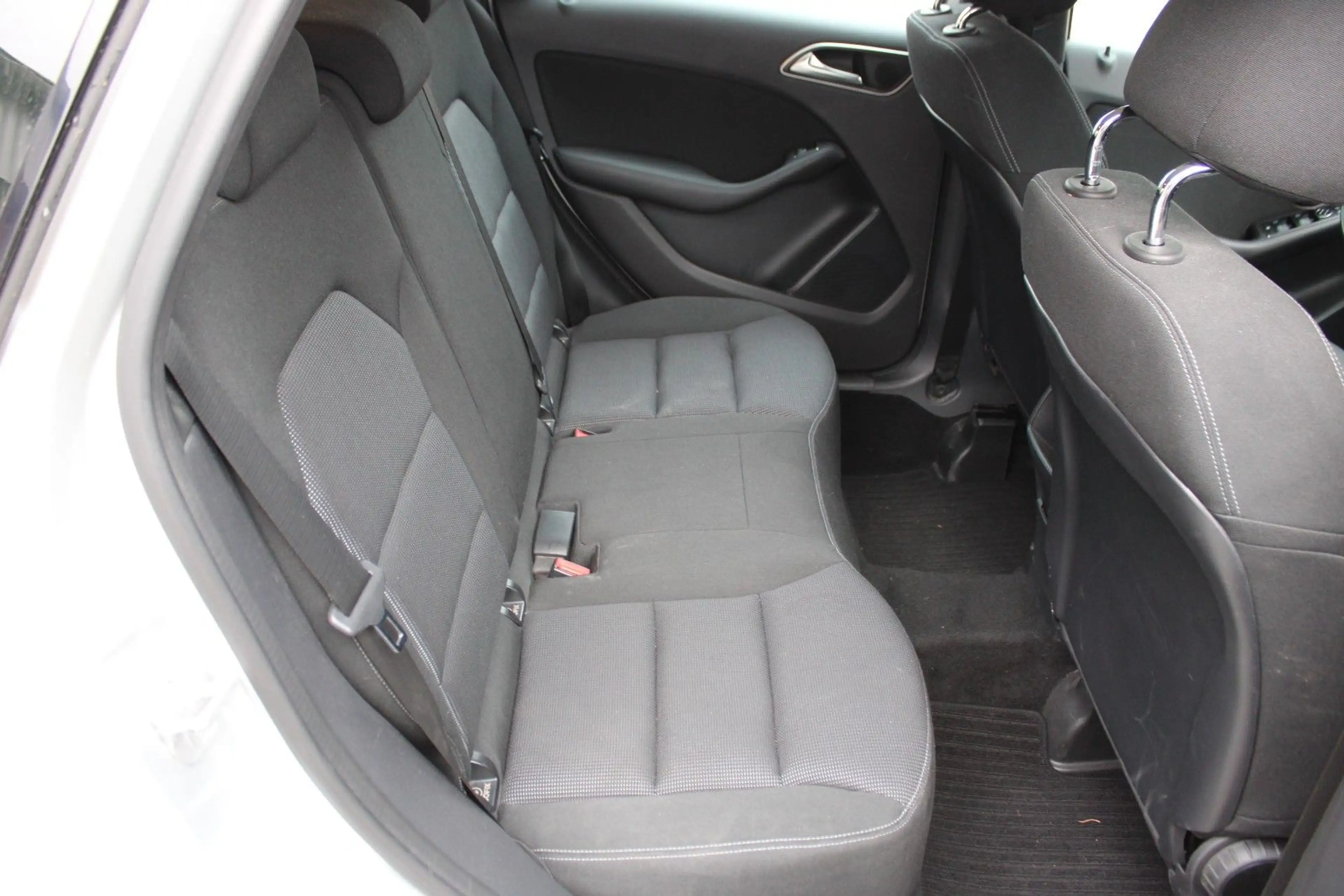 Mercedes-Benz B 180 BlueEfficiency — photo 7