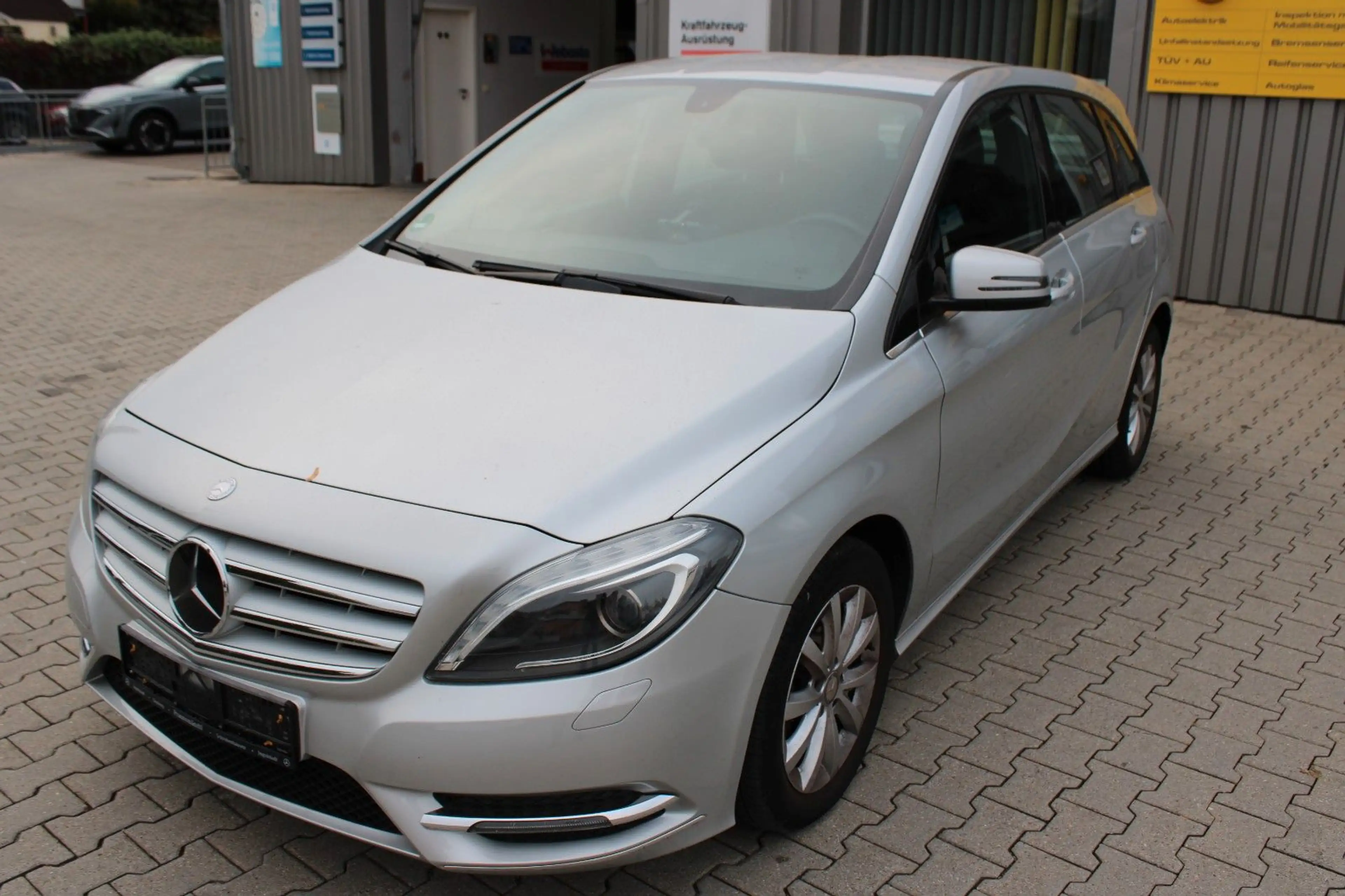 Mercedes-Benz B 180 BlueEfficiency — photo 5