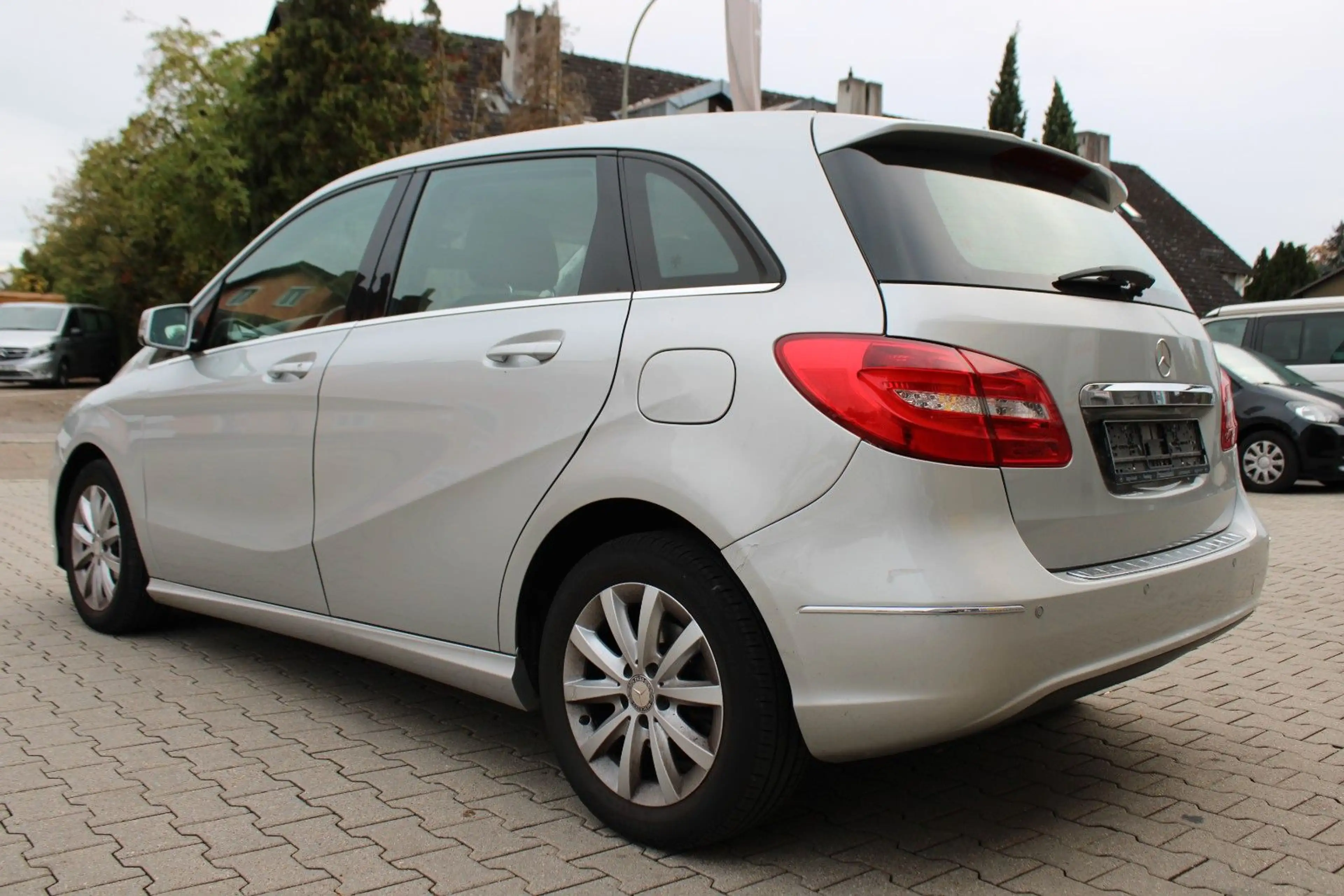 Mercedes-Benz B 180 BlueEfficiency — photo 4