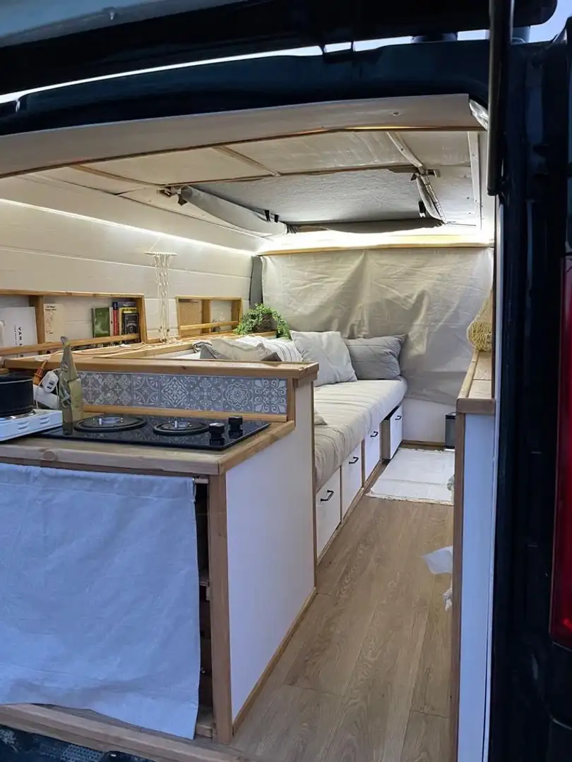 Renault Trafic CAMPERIZZATO Schwarz - 2