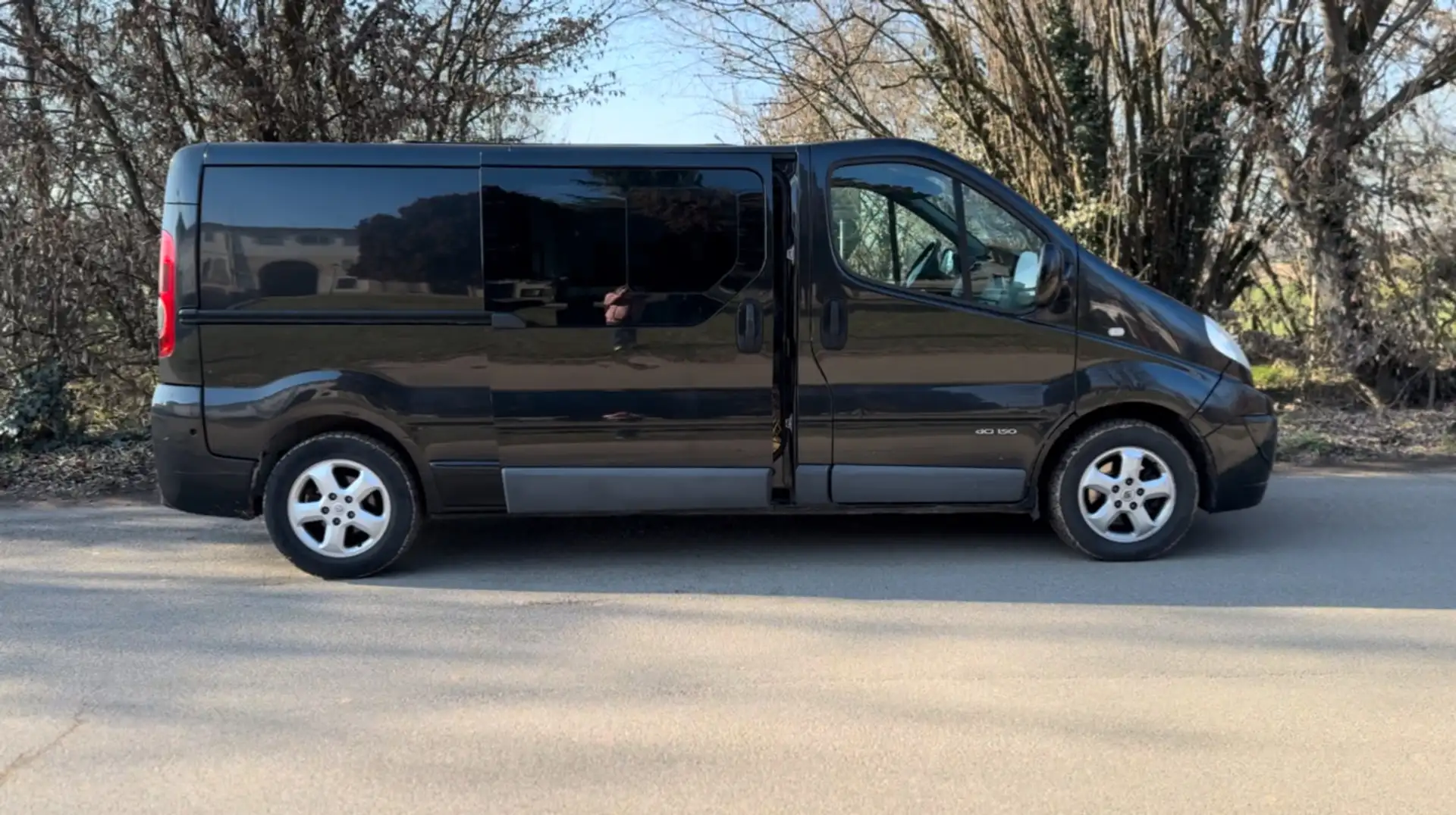 Renault Trafic CAMPERIZZATO Schwarz - 1