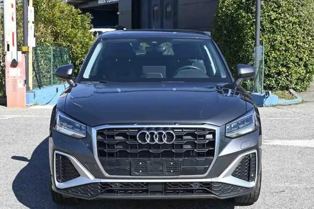 Audi Q2 view 2