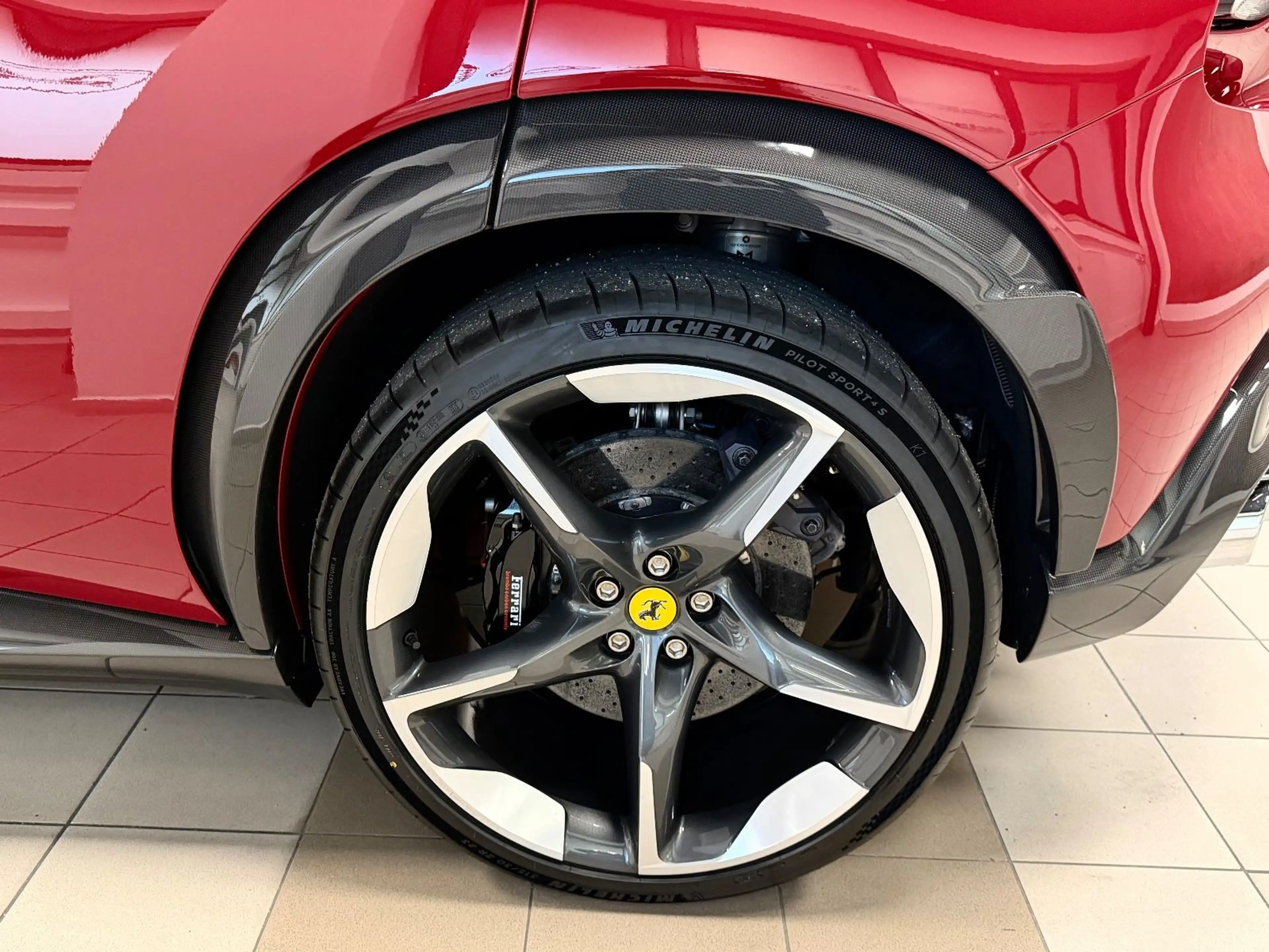 Ferrari Purosangue PUROSANGUE V12 RED EXT CREMA INT CARBON FULLOPT! — photo 13