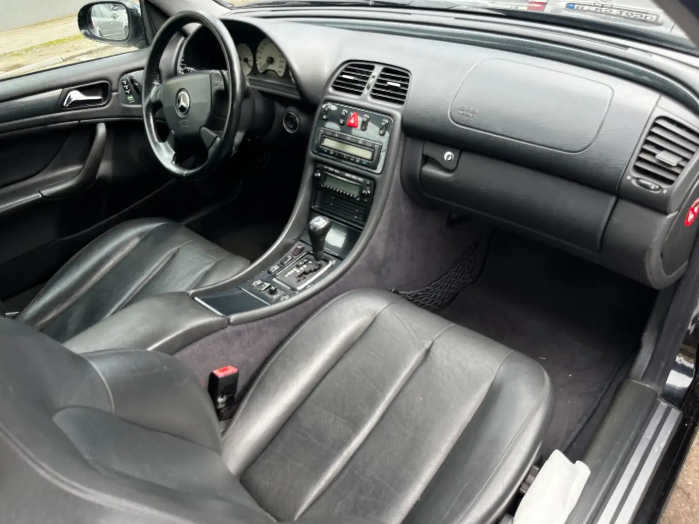 Mercedes-Benz CLK 320 Bose 18 AMG Cabrio Noir - 2