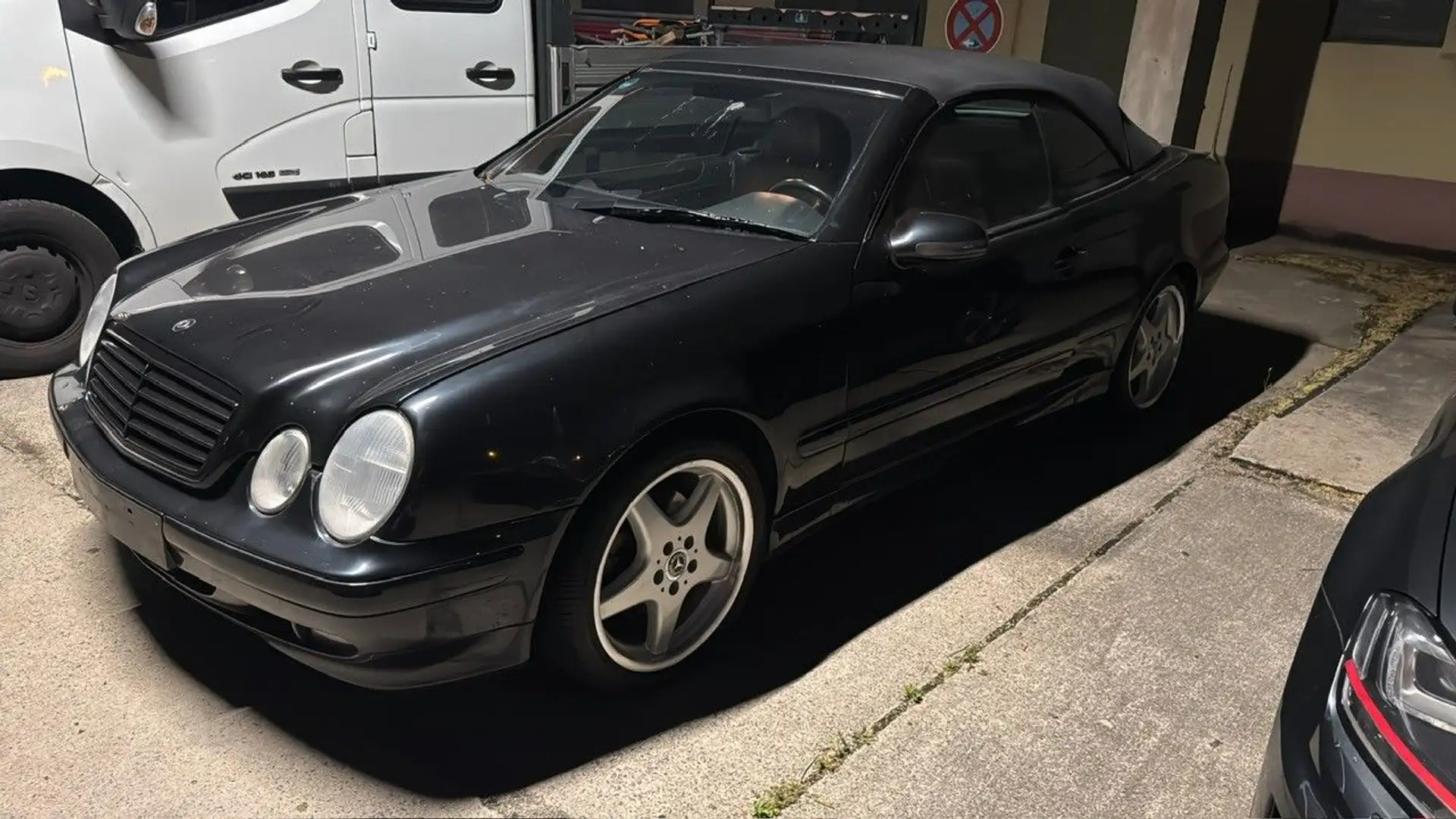 Mercedes-Benz CLK 320 Bose 18 AMG Cabrio Noir - 1