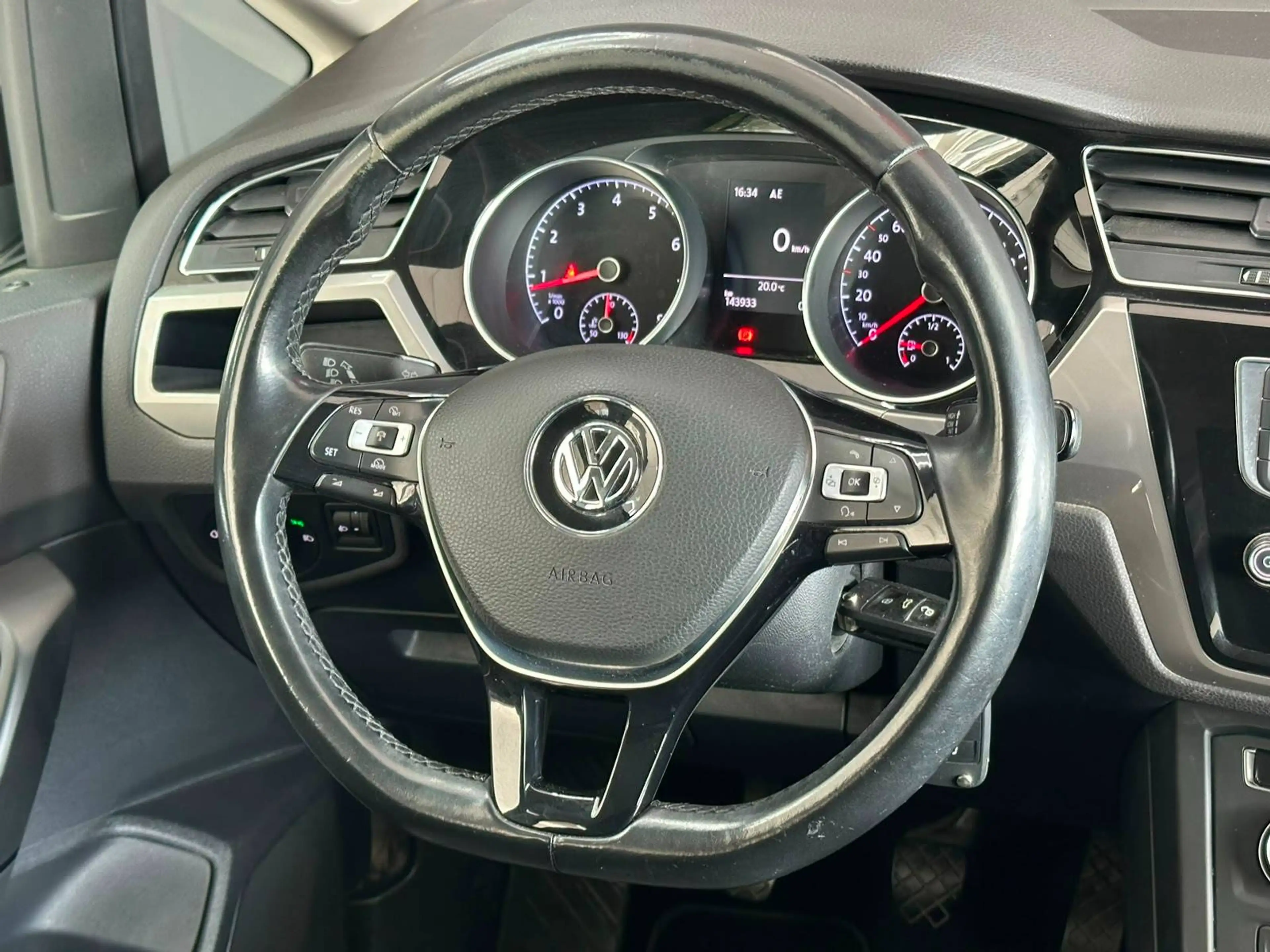 Volkswagen Touran 🟢1.4 ESSENCE 150CV - 7 PLACES - GPS - CRUISE - AIRCO - 1ER PROPRIETAIRE — photo 10