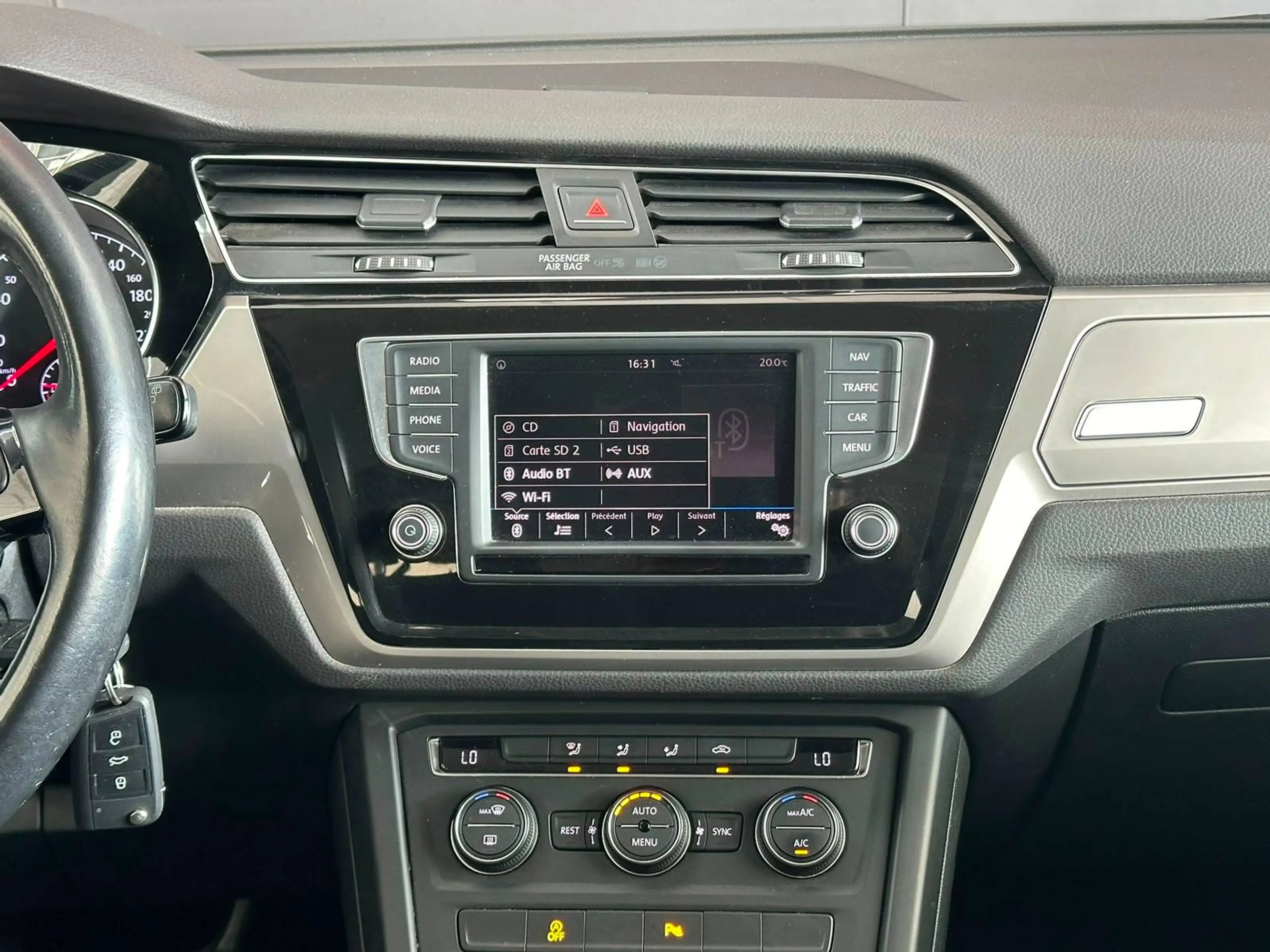 Volkswagen Touran 🟢1.4 ESSENCE 150CV - 7 PLACES - GPS - CRUISE - AIRCO - 1ER PROPRIETAIRE — photo 14