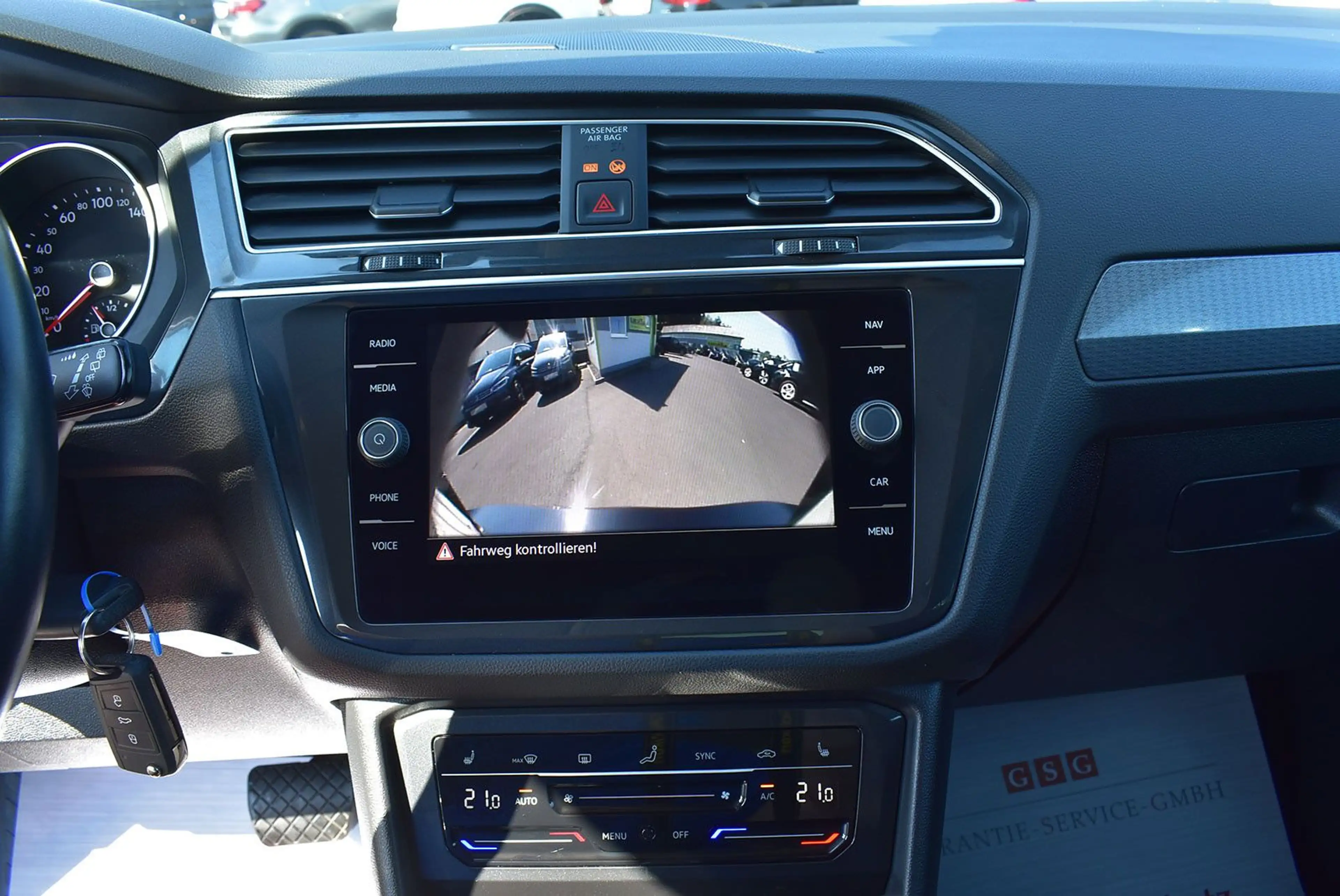 Volkswagen Tiguan 2,0TSI 4Motion Life LED+Kamera+ACC+18"Alu — photo 15