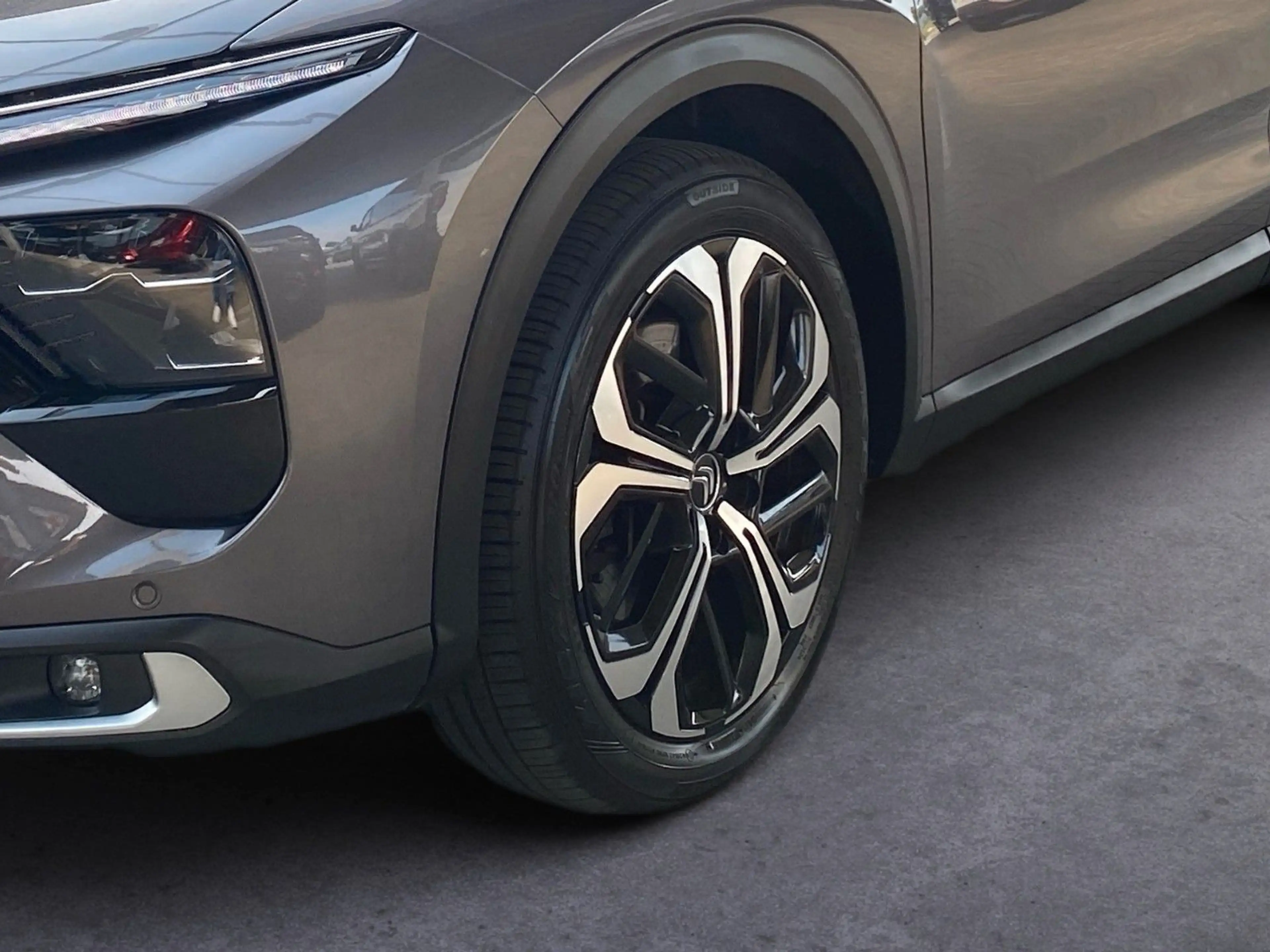 Citroen C5 X Shine Plug-In Hybrid AUTOMATIK — photo 6