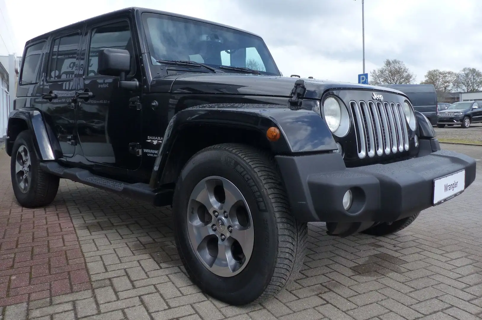 Jeep Wrangler Unlimited Sahara 2.8 CRD-Standheizung Fekete - 2