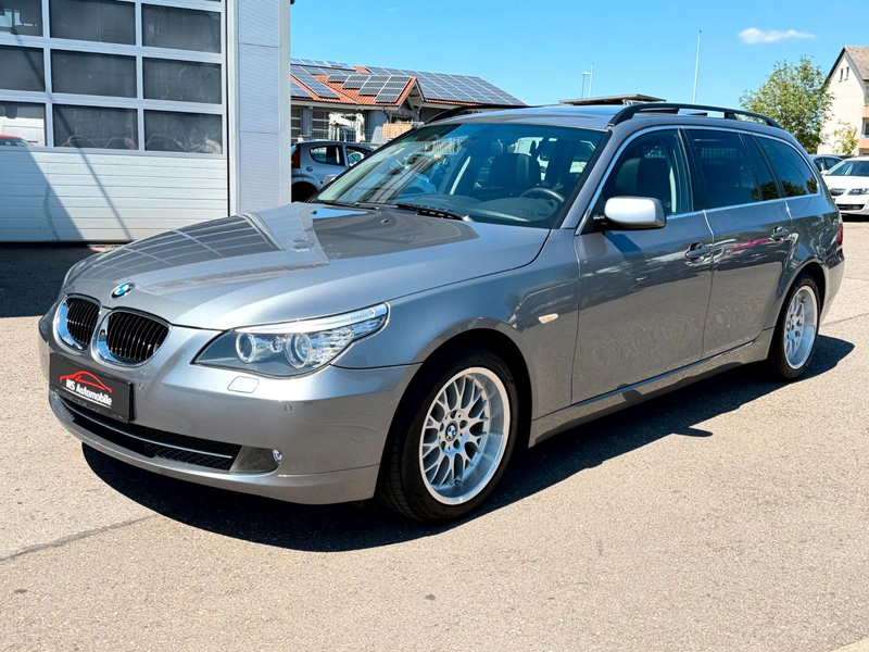 BMW 523 i Touring Automatik Navi_Leder_Xenon_Pano_2.H